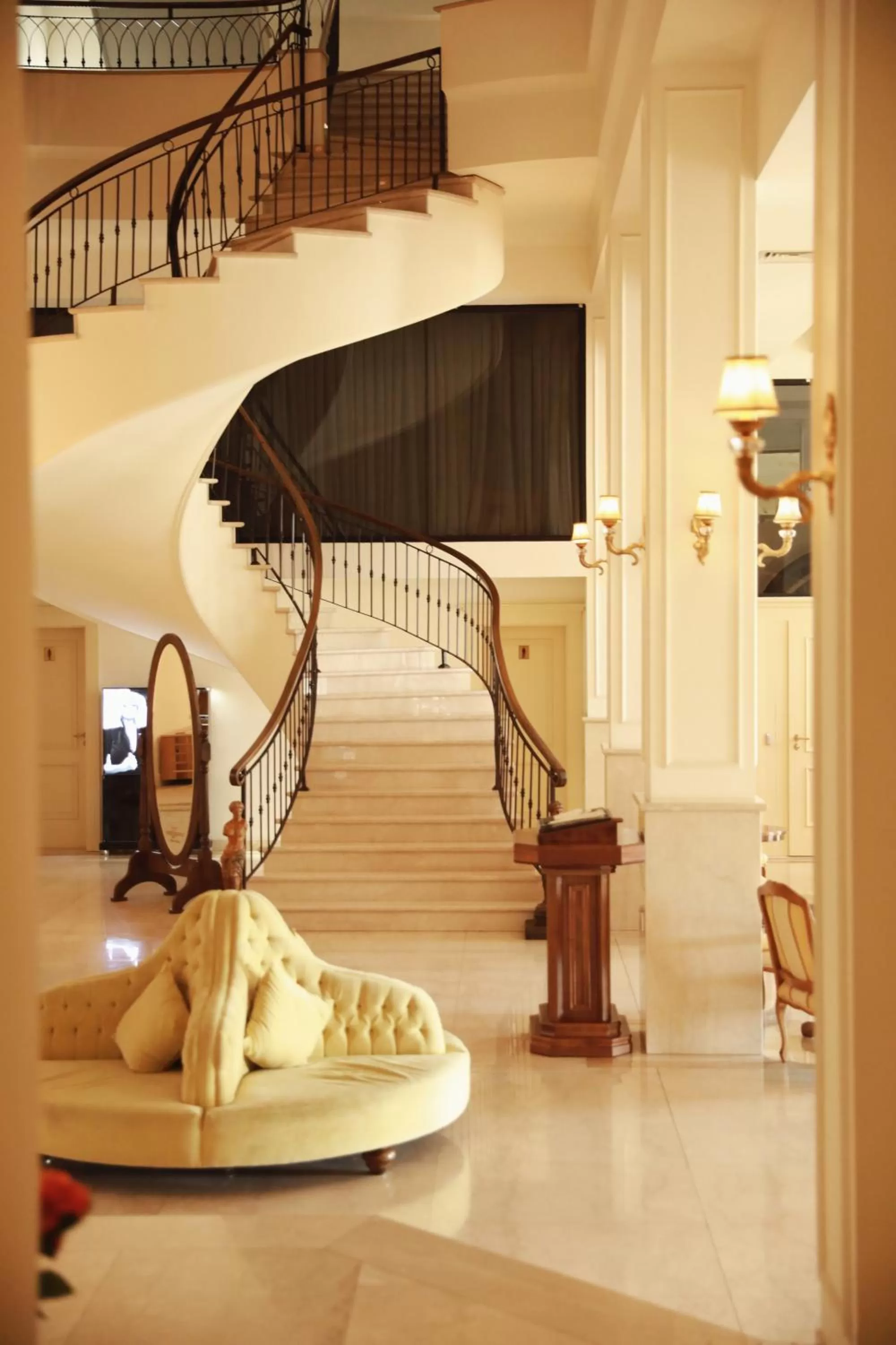 Property building in Hotel Garden