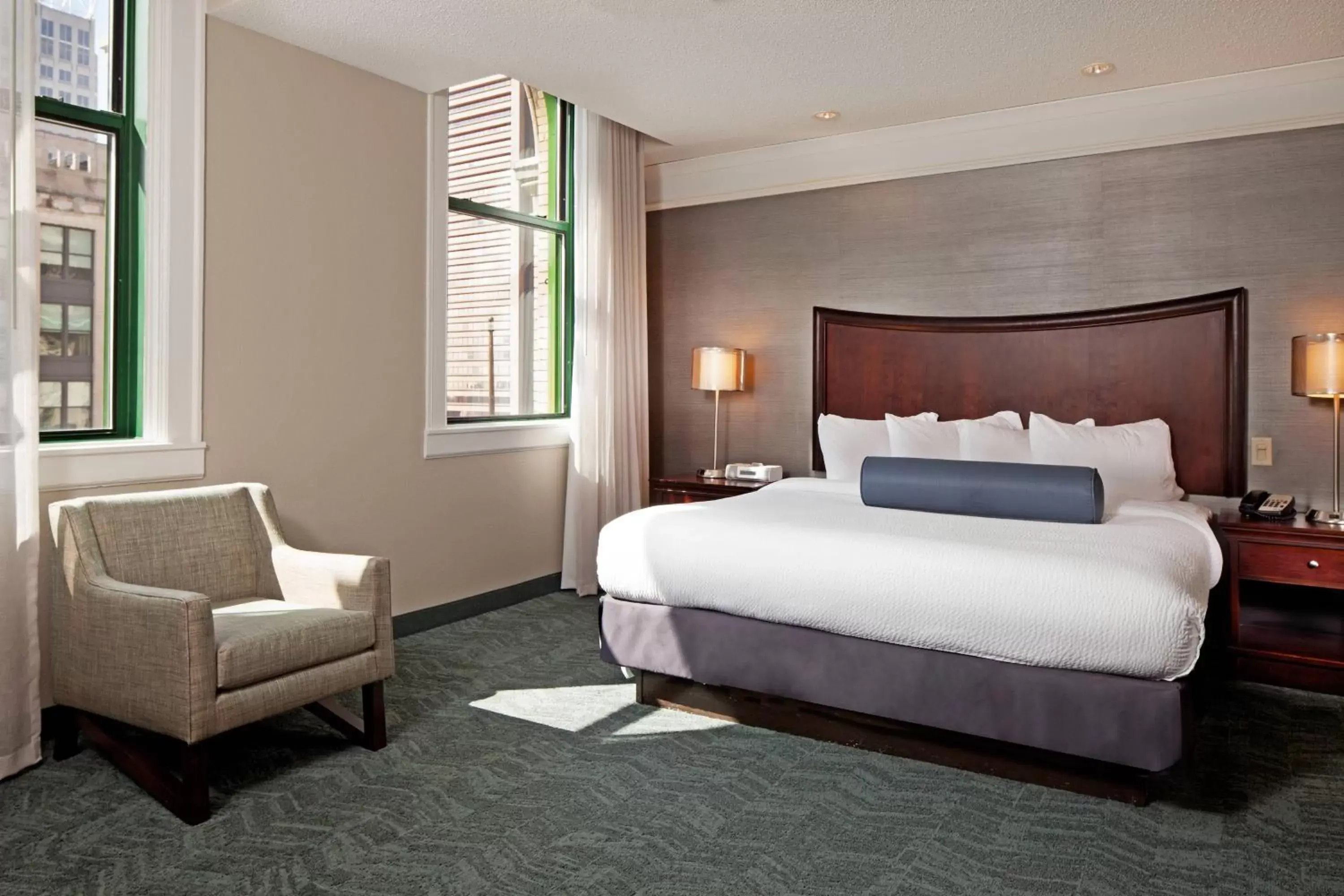 Bedroom, Bed in SpringHill Suites by Marriott Baltimore Downtown/Inner Harbor