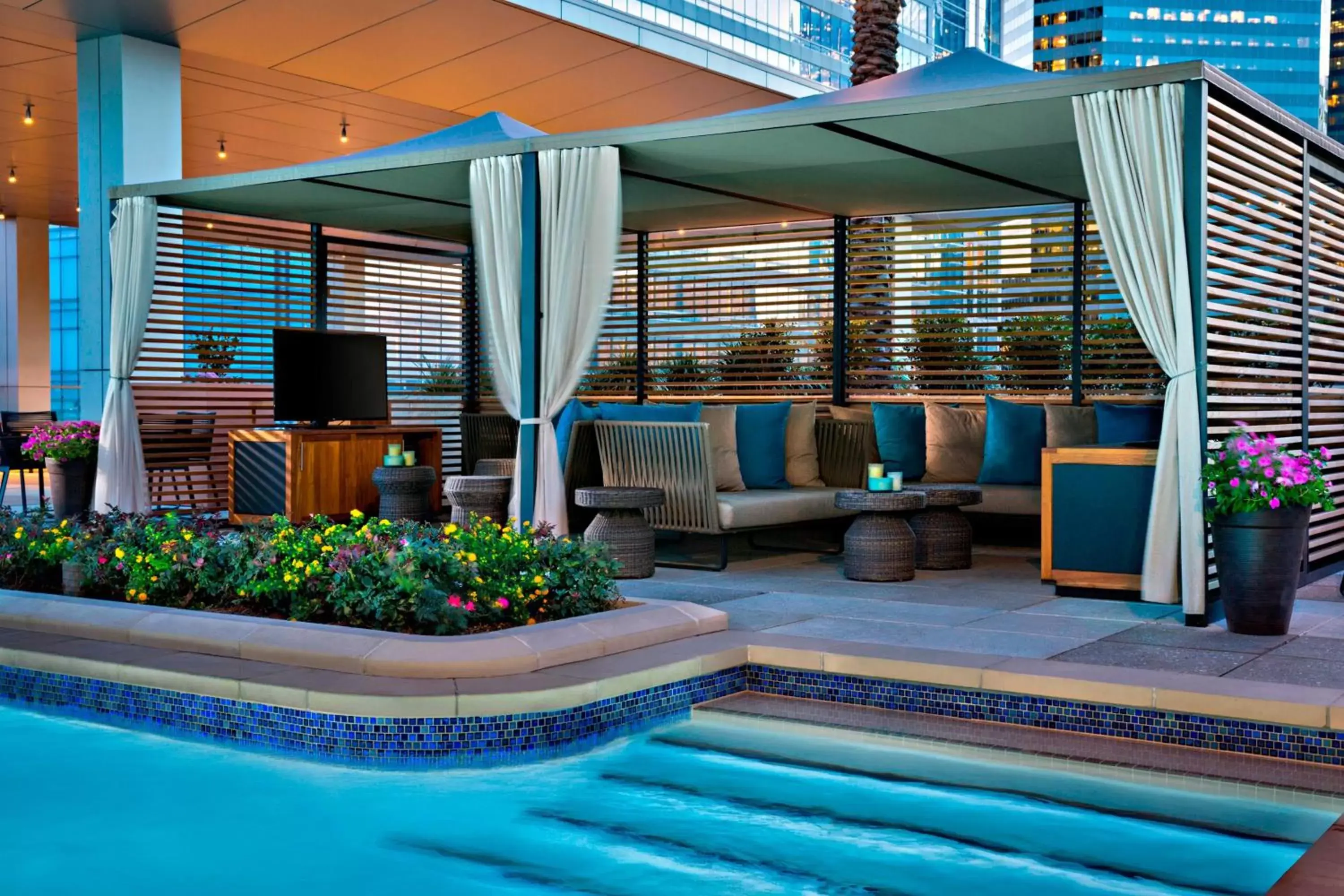 Other, Swimming Pool in Marriott Marquis Houston