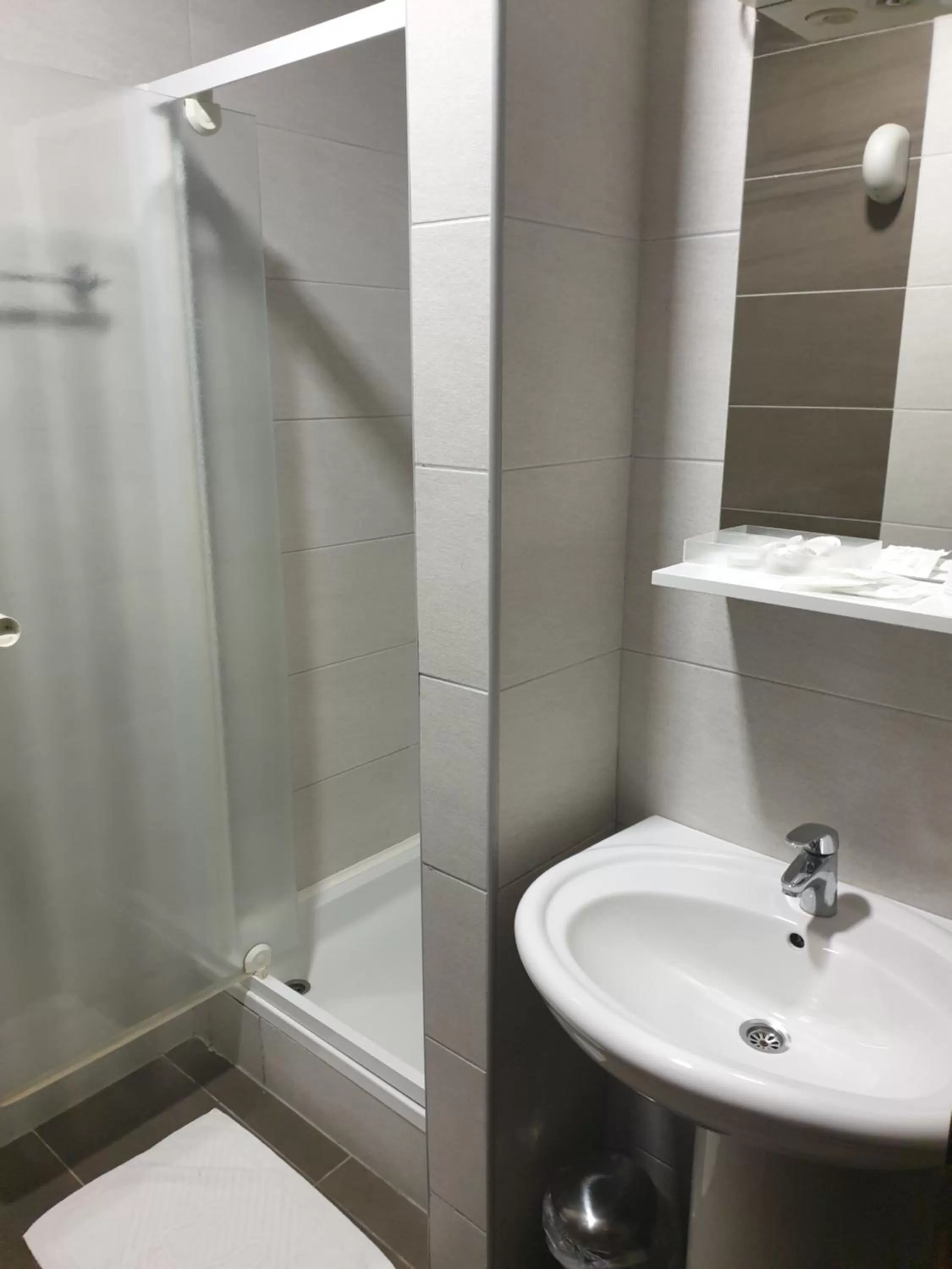 Bathroom in Hotel Storia