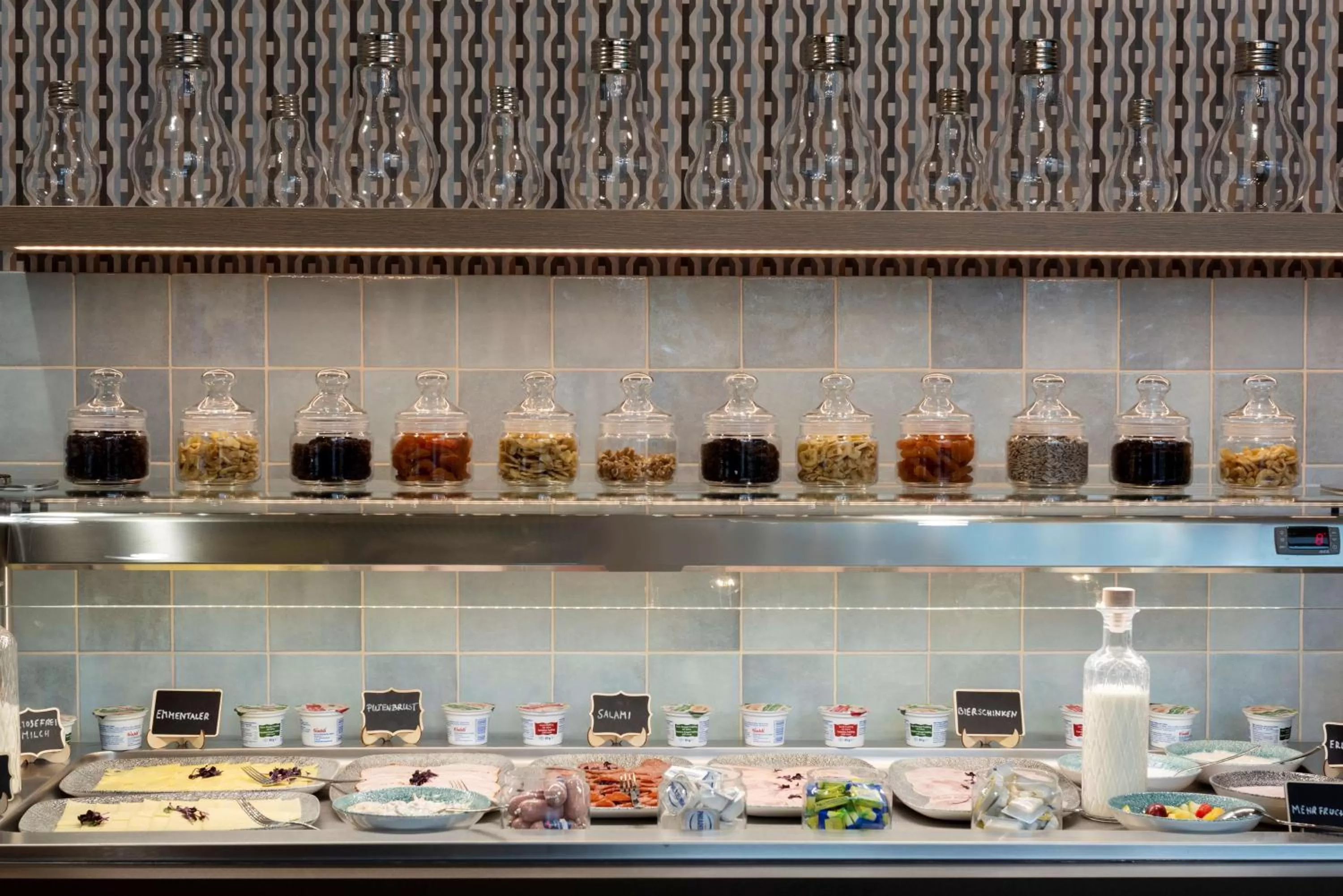 Restaurant/places to eat in Hyatt House Frankfurt Eschborn