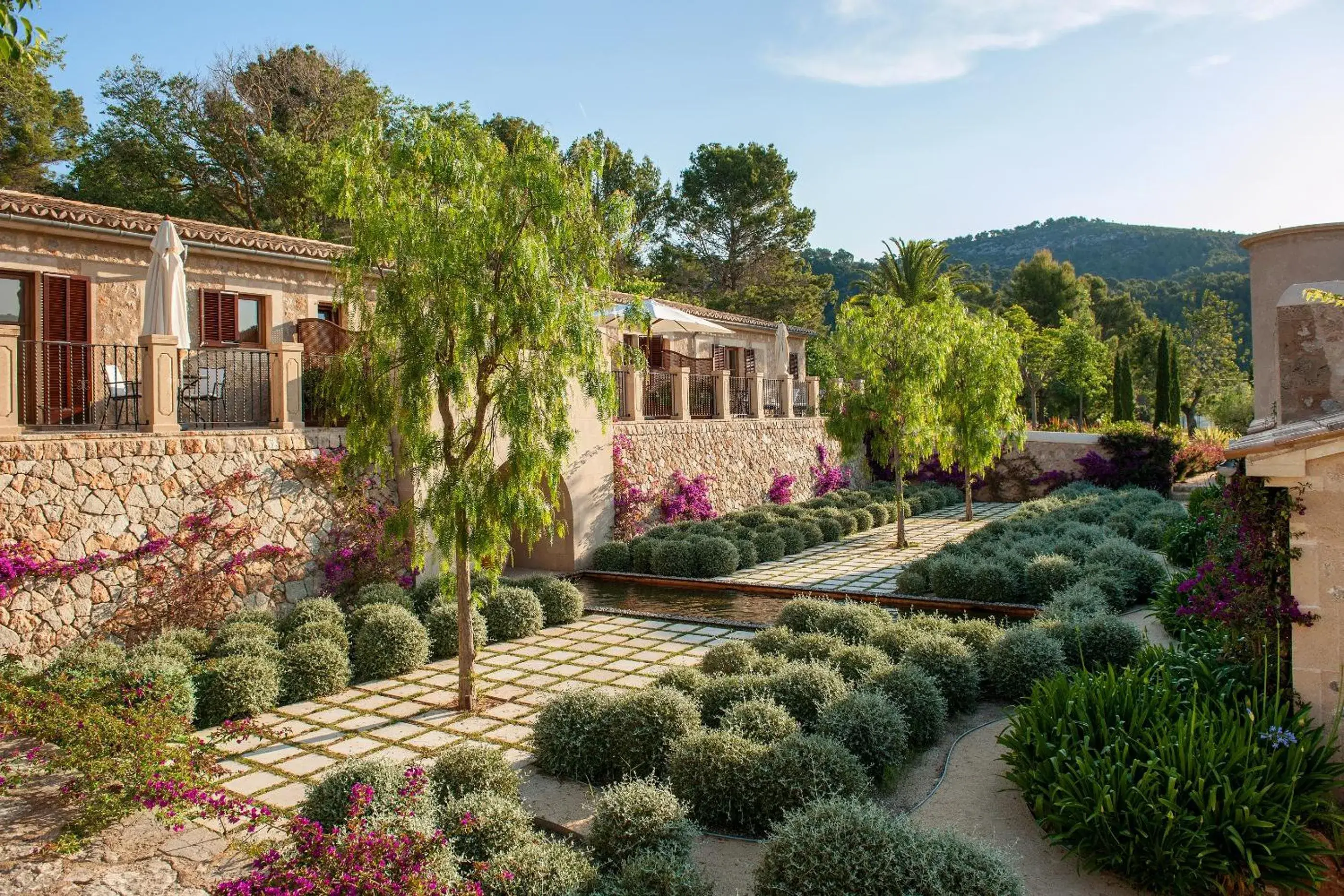 Garden, Property Building in Castell Son Claret - The Leading Hotels of the World