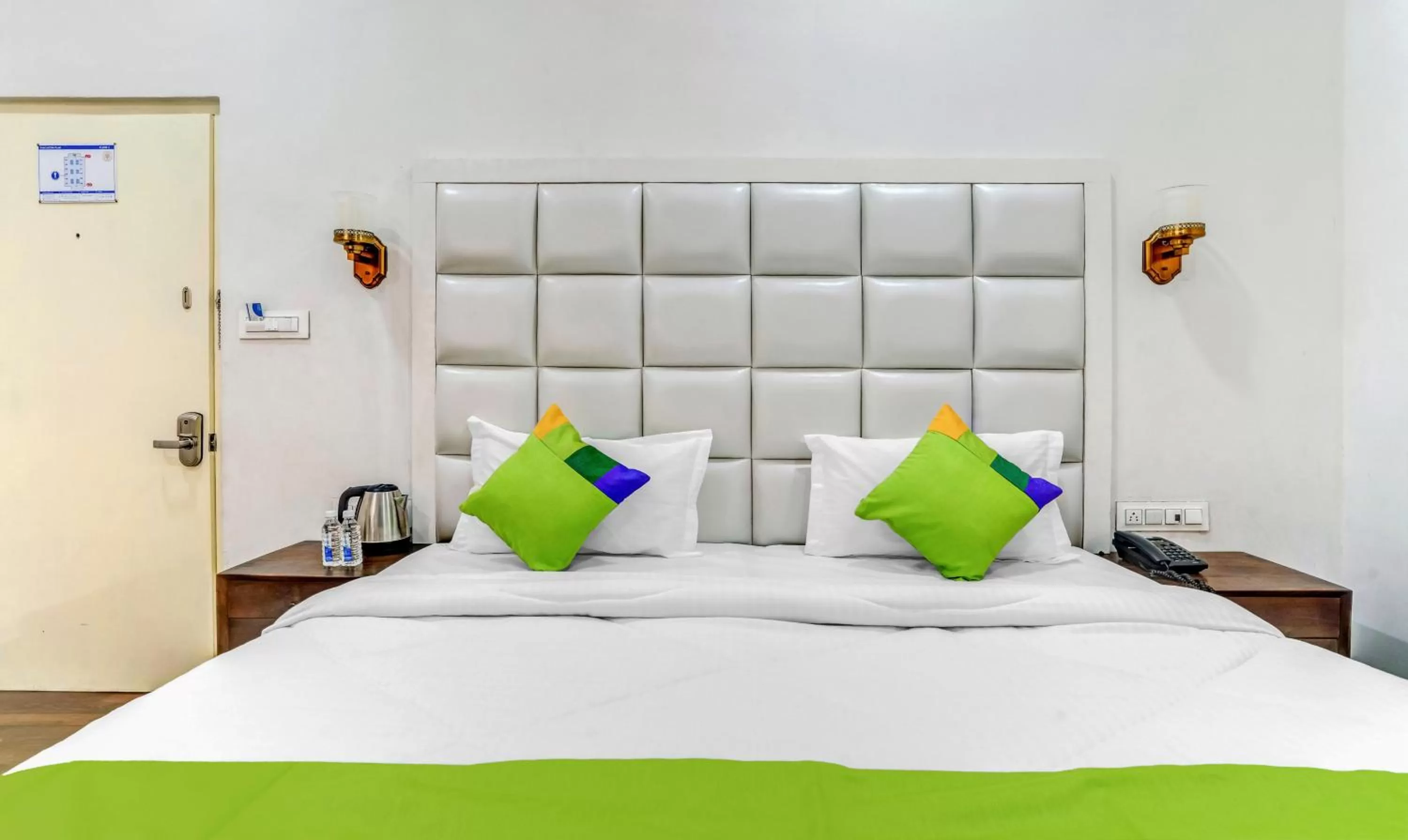 Bedroom in Hotel Hinduja Fort