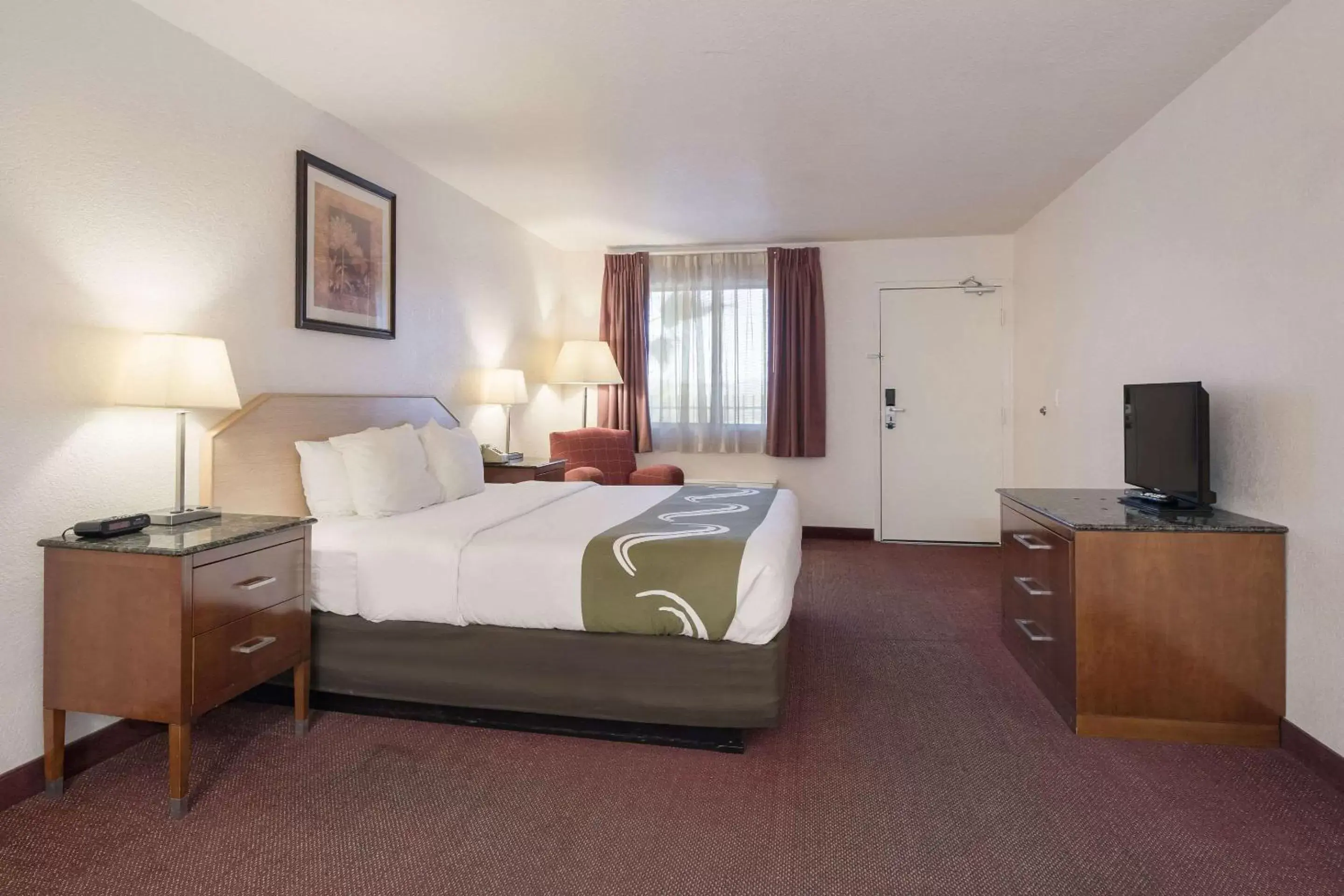 Photo of the whole room in Quality Inn & Suites Lake Havasu City