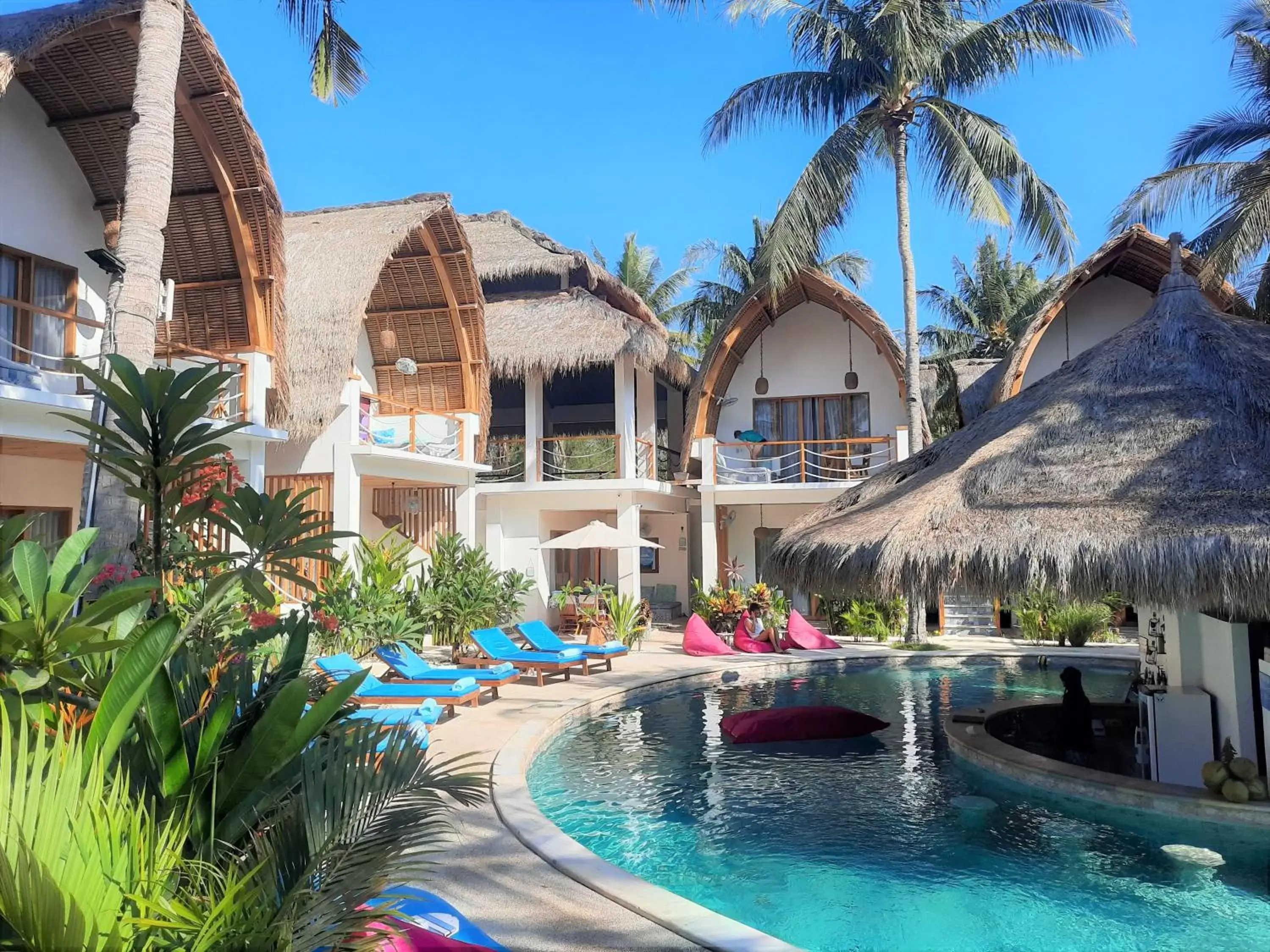 Property building, Swimming Pool in Coco Cabana