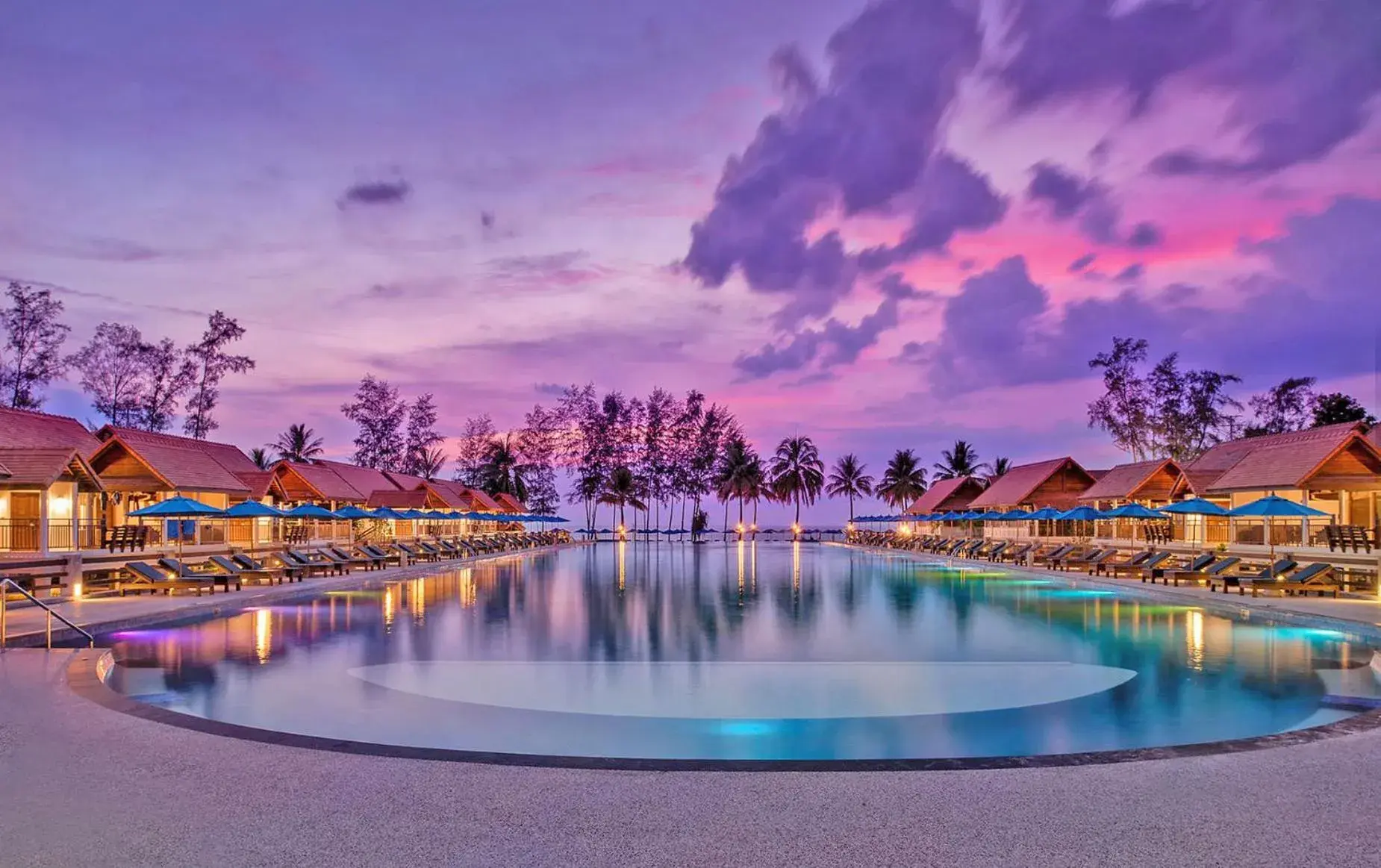 Natural landscape, Swimming Pool in Le Menara Khao Lak