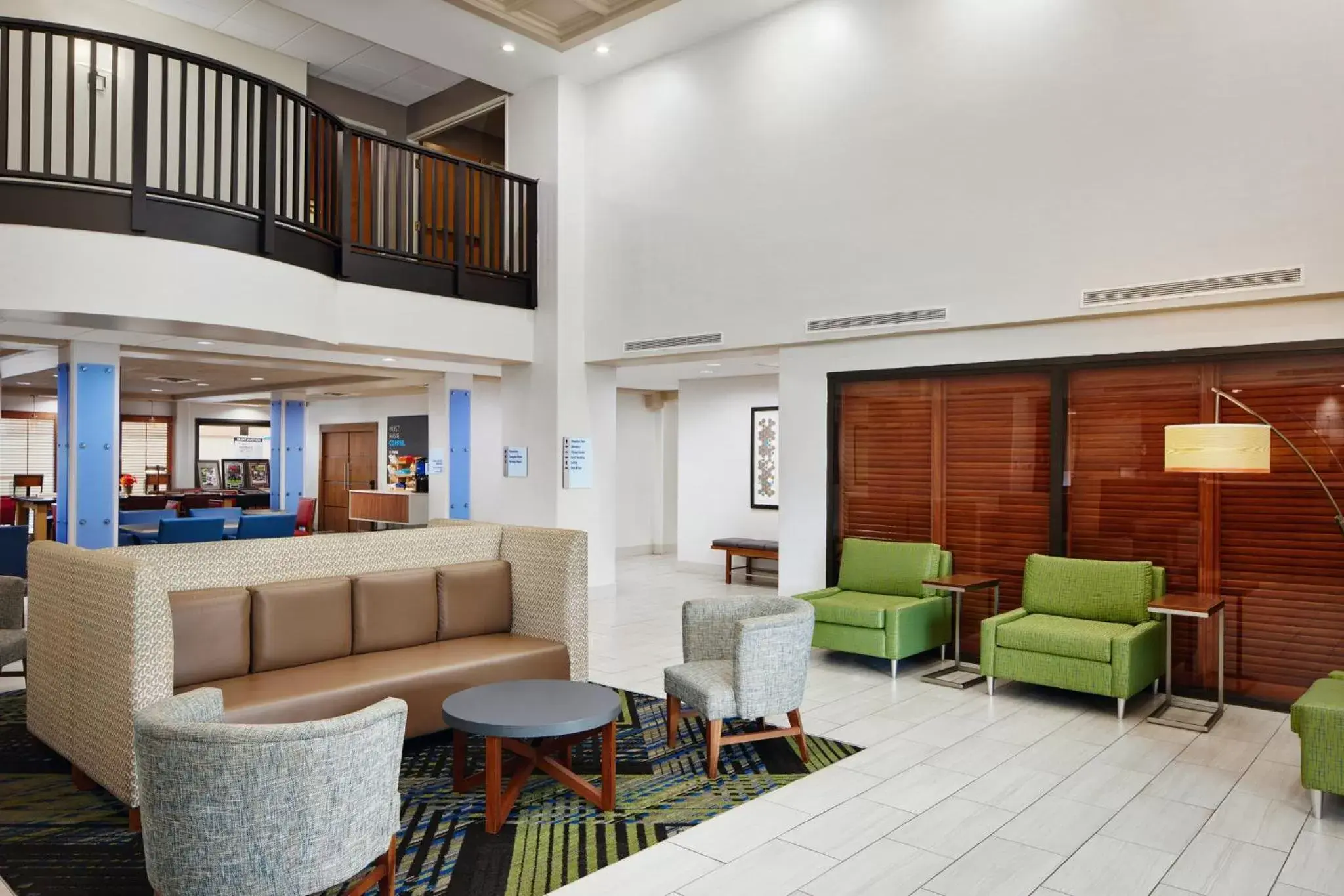 Property building, Lobby/Reception in Holiday Inn Express & Suites Jacksonville South East - Medical Center Area, an IHG Hotel