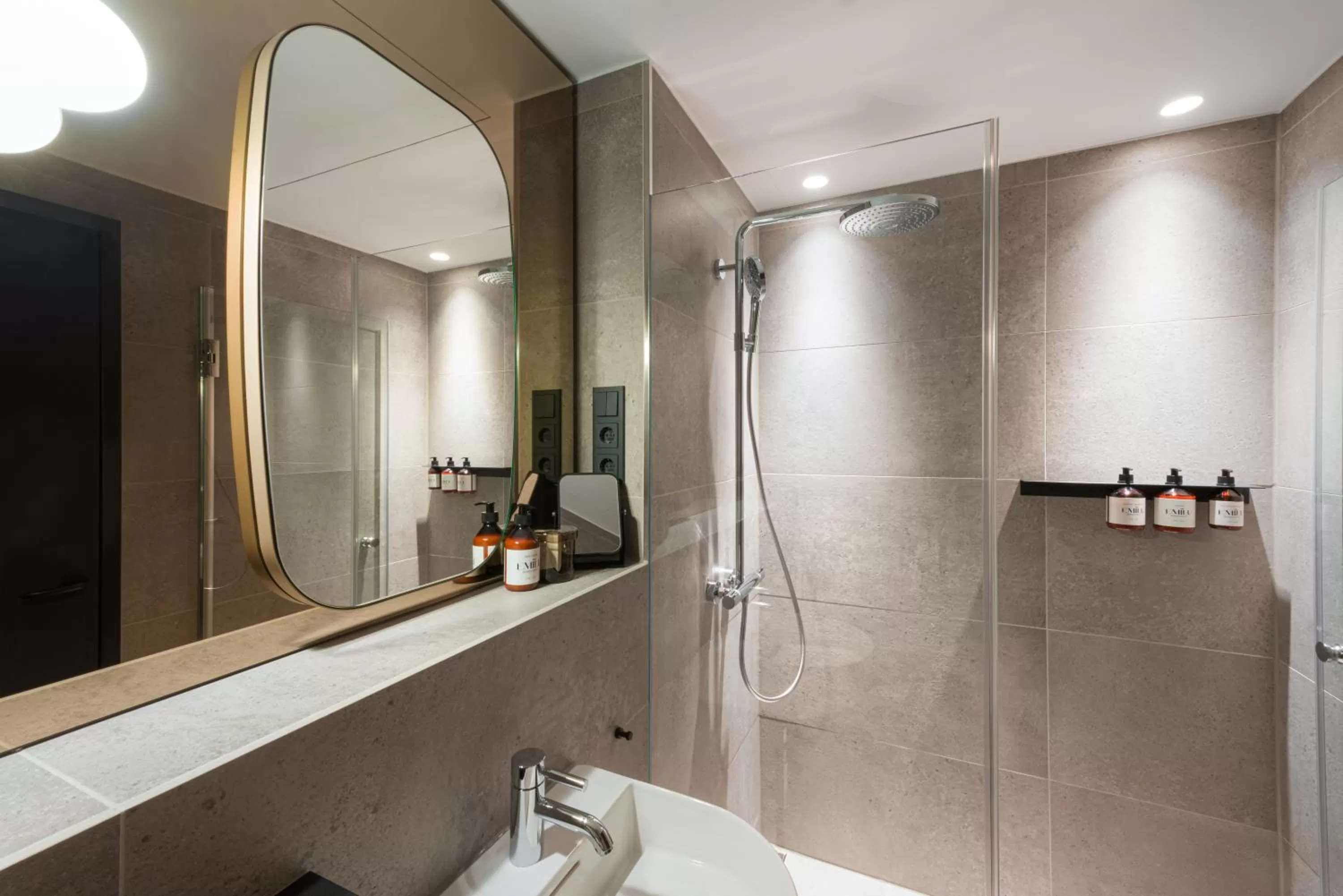 Shower in EmiLu Design Hotel