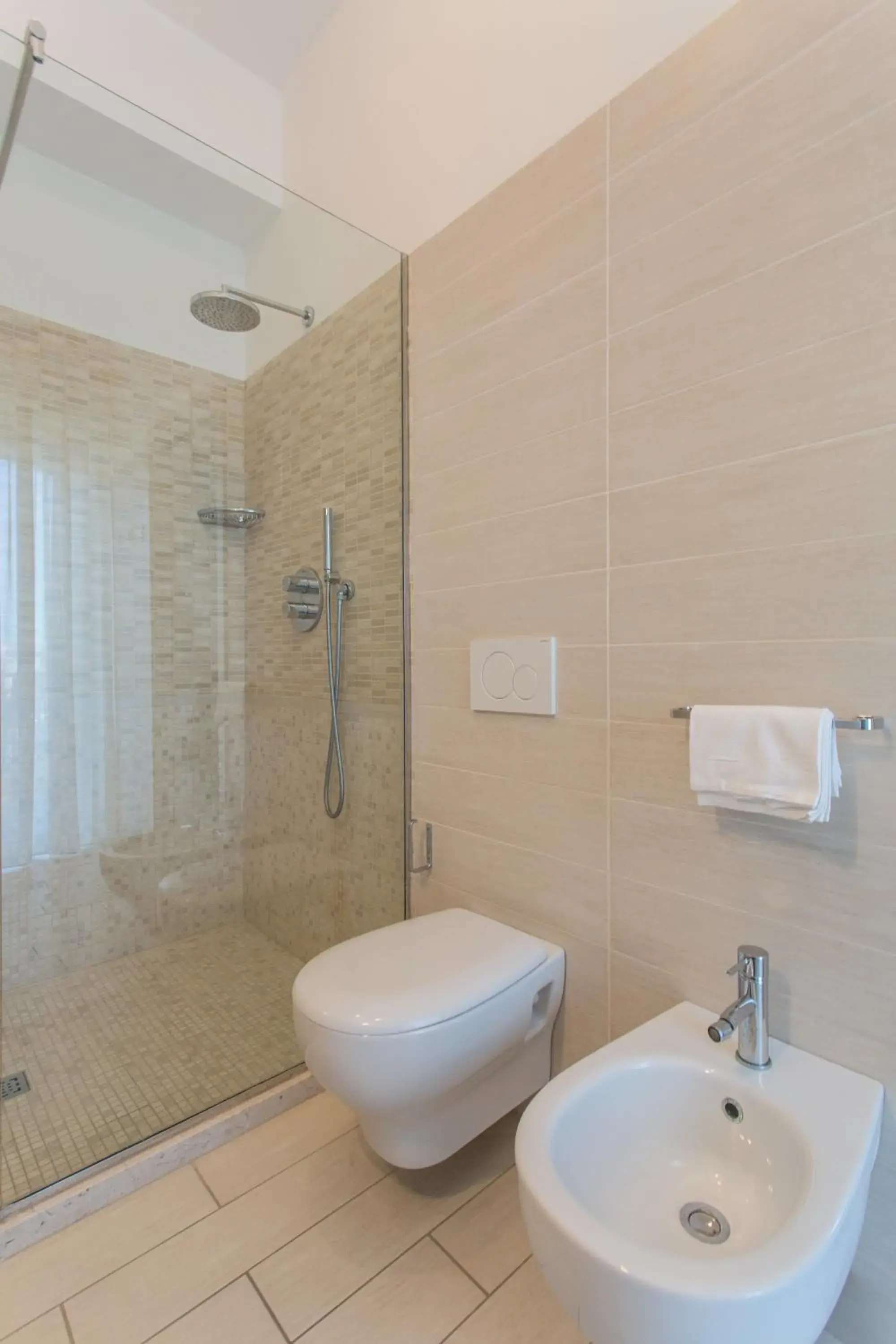 Bathroom in Hotel Lungomare