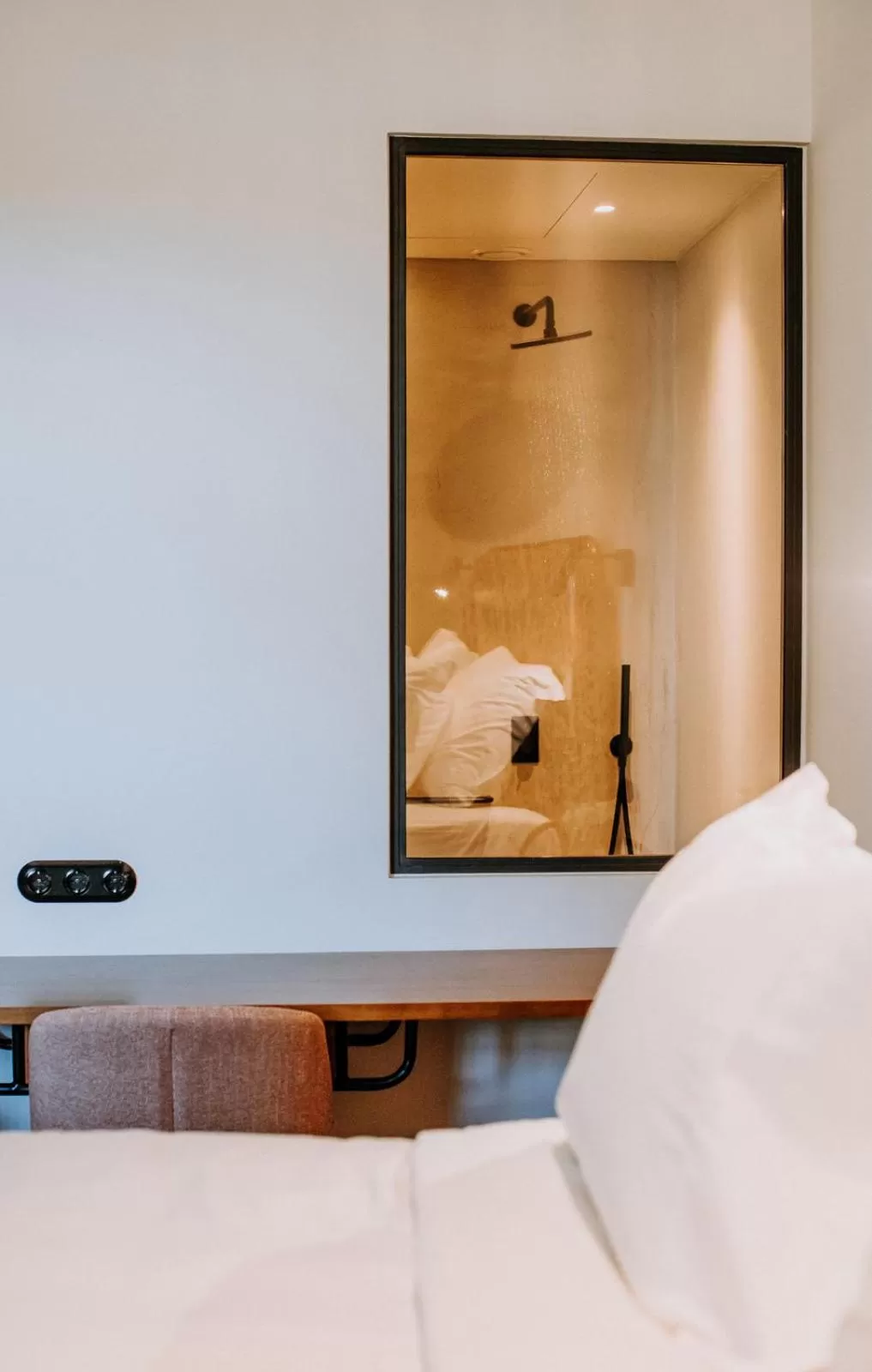 Shower, Bed in Exmo Hotel by Olivia