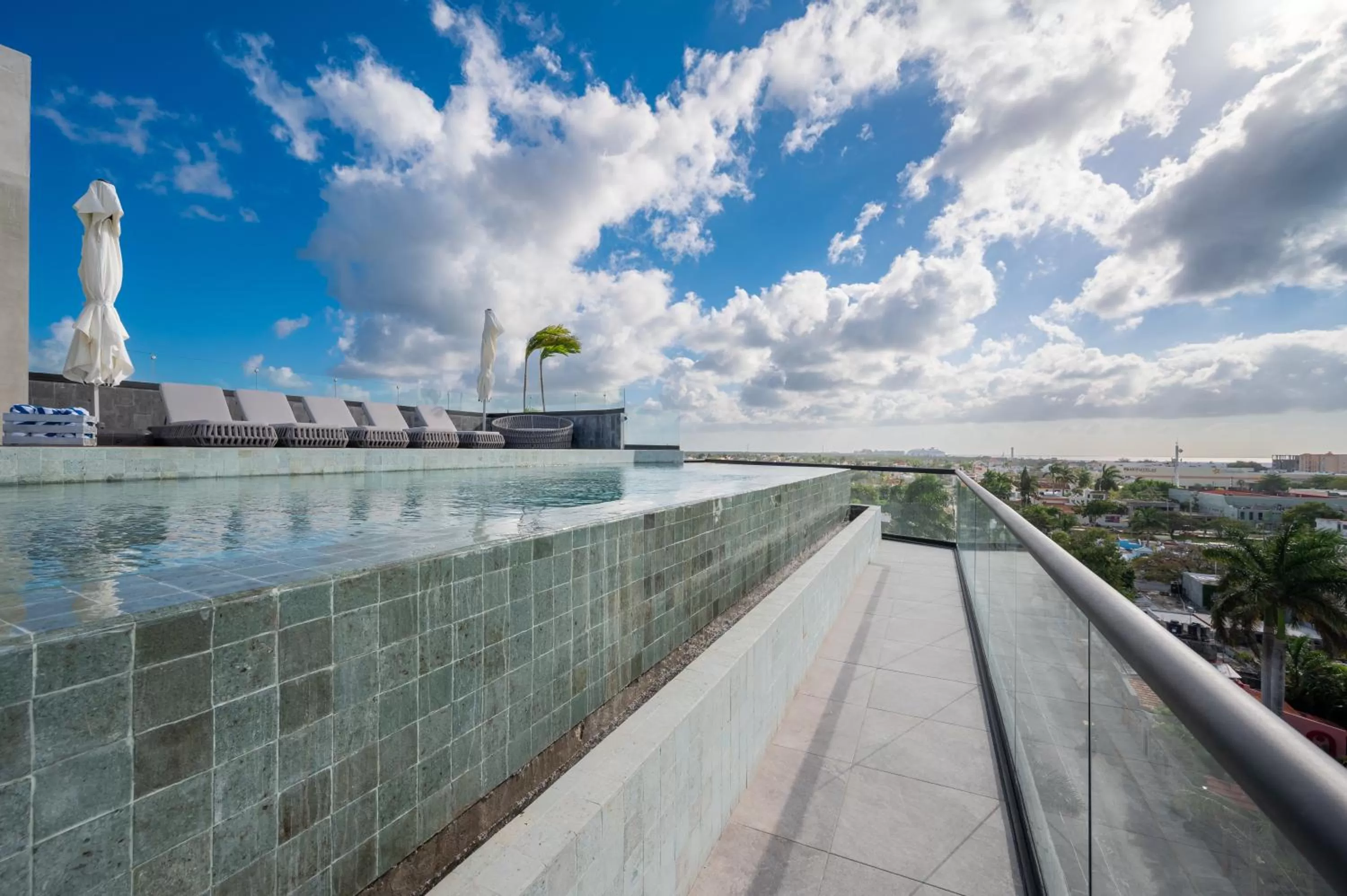 Swimming pool in Kippal - Modern Oasis - ApartHotel
