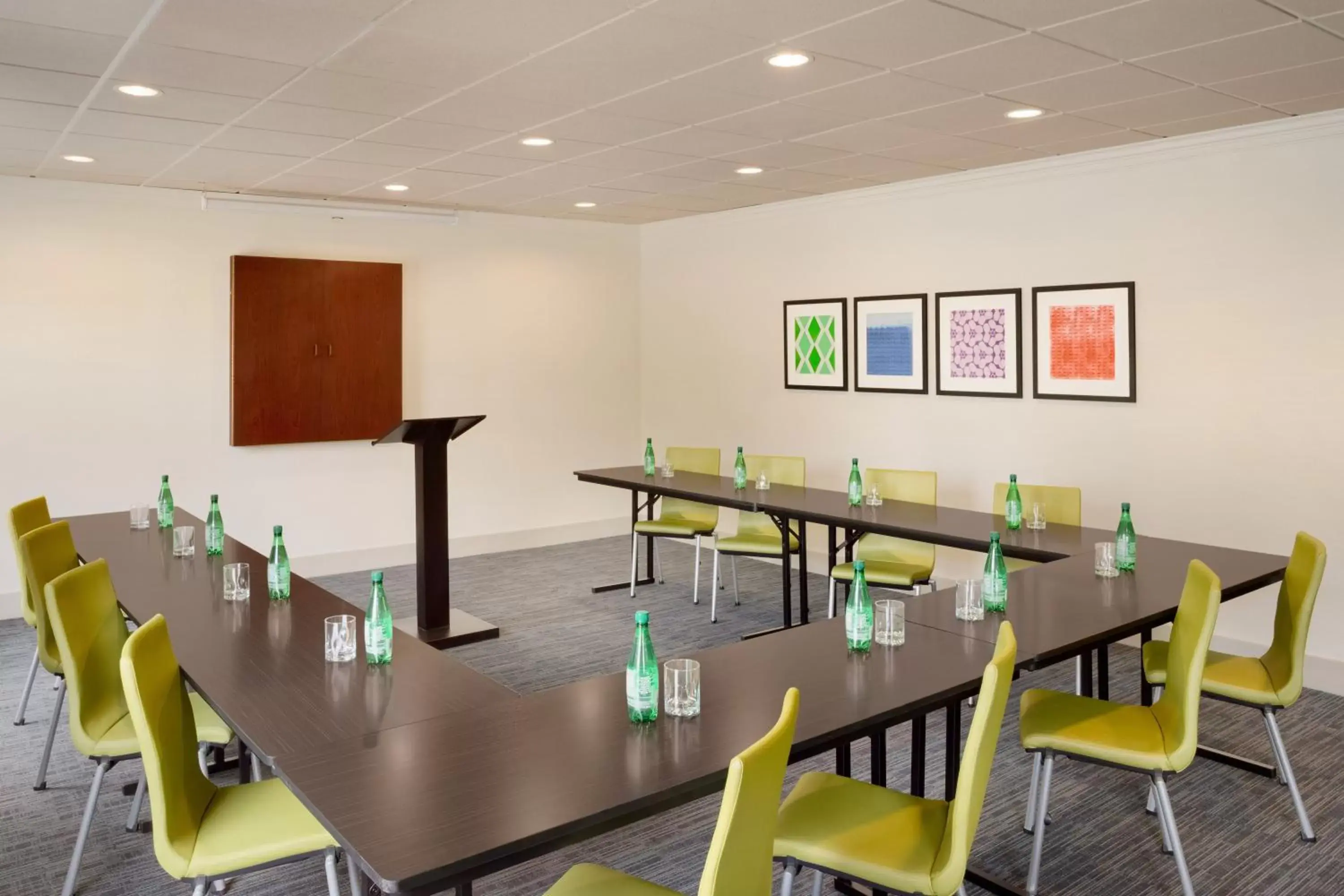 Meeting/conference room in Holiday Inn Express Hotel & Suites Dallas NE - Allen, an IHG Hotel