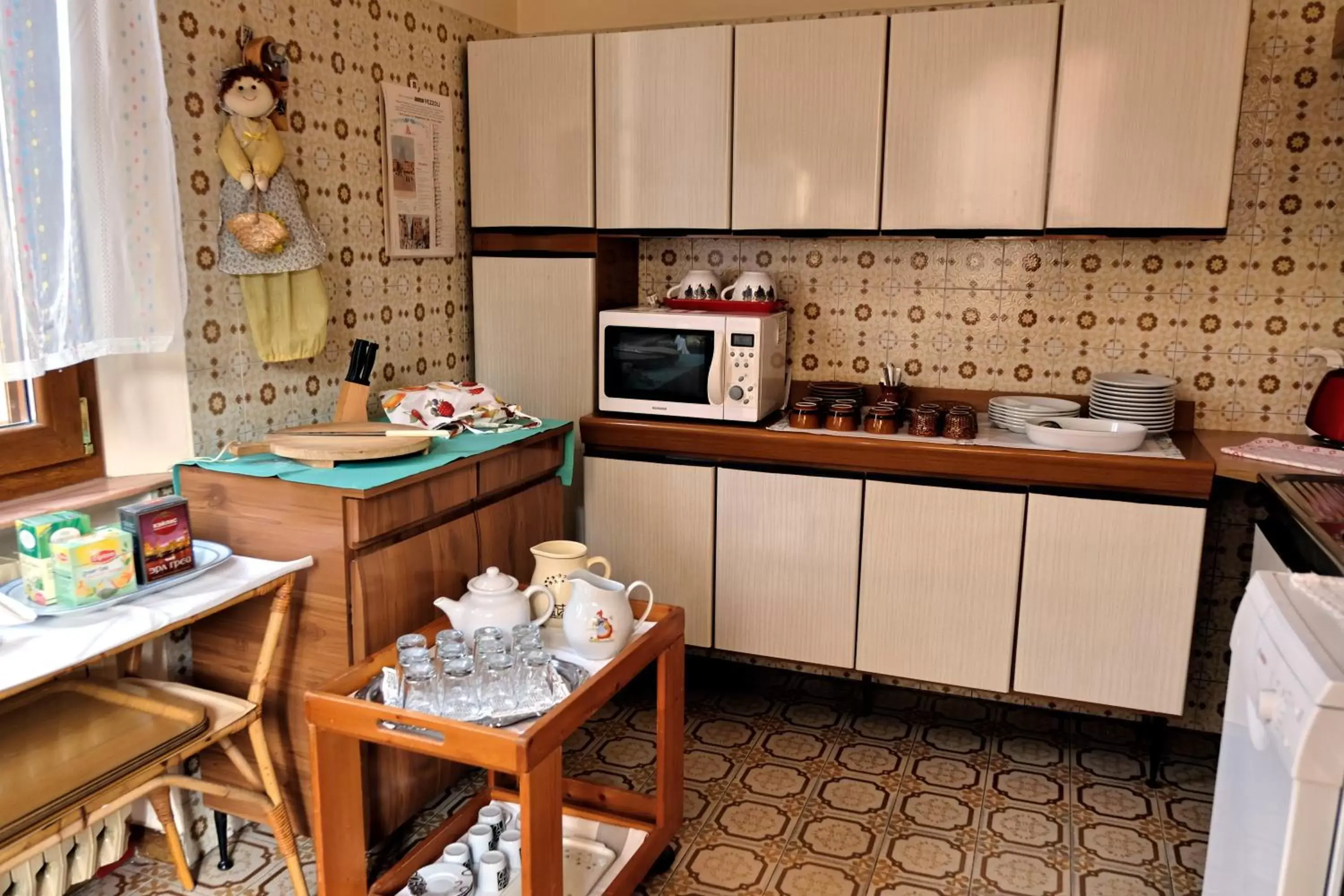 Kitchen or kitchenette, Kitchen/Kitchenette in B&B "Il Cantastorie" - Casa Molinari-Boldrini