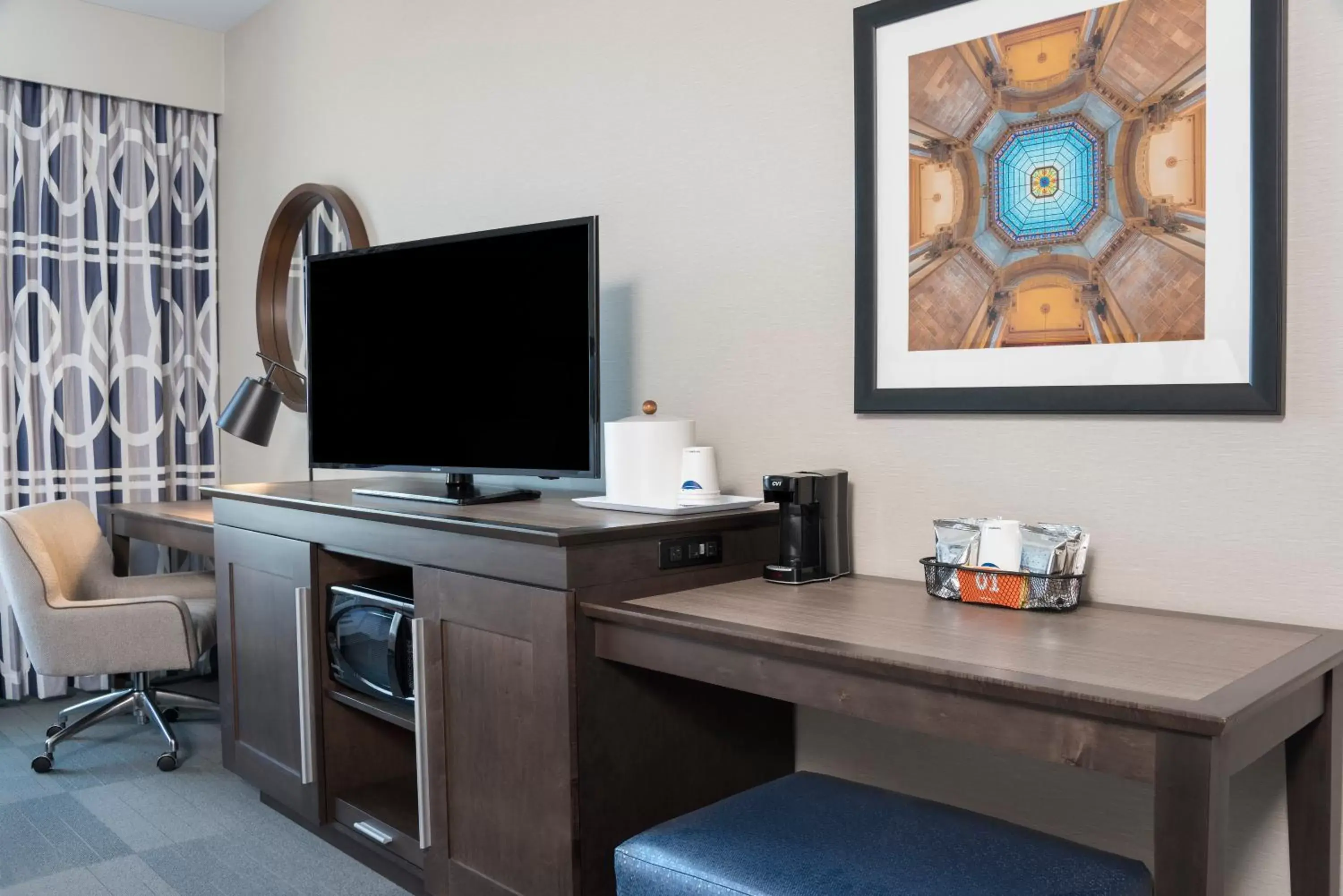 TV/Entertainment Center in Hampton Inn & Suites Indianapolis-Keystone, IN