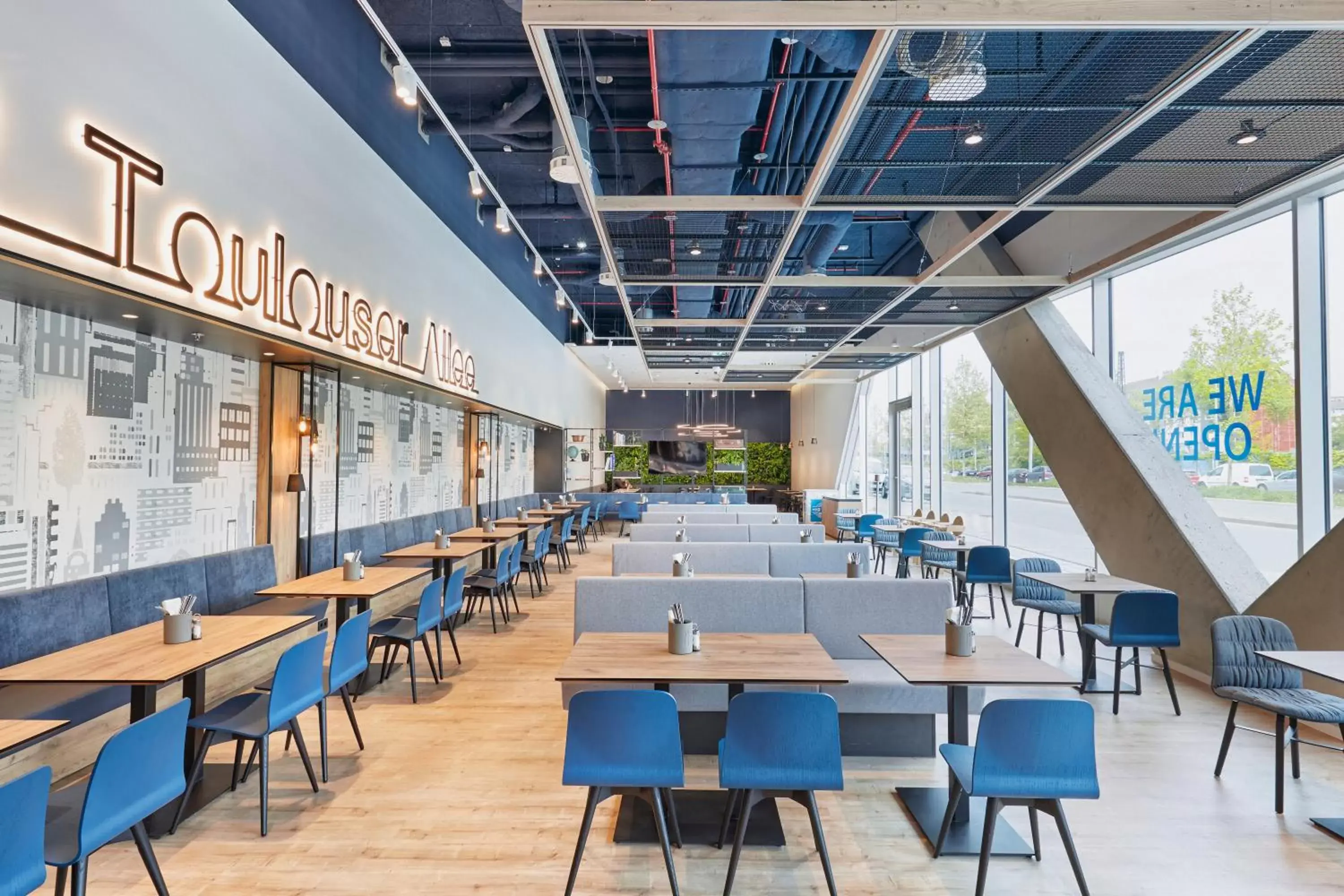 Restaurant/places to eat in H2 Hotel Düsseldorf City Restaurant/places to eat in H2 Hotel Düsseldorf City