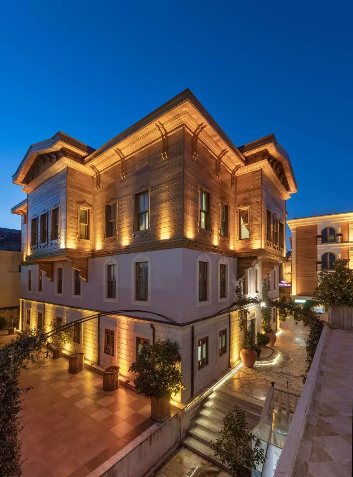 Property Building in Seven Hills Palace & Spa