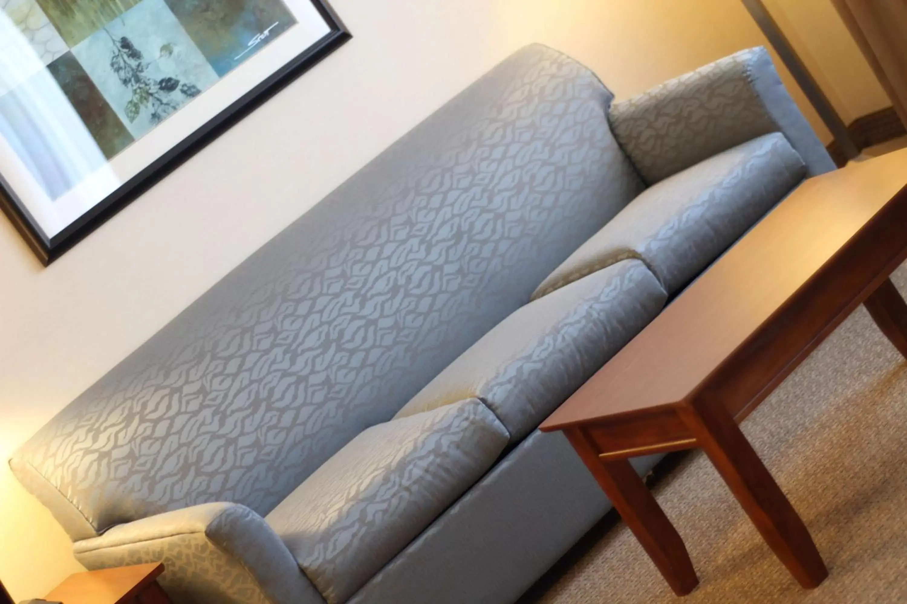 Living room, Seating Area in Hampton Inn & Suites Folsom
