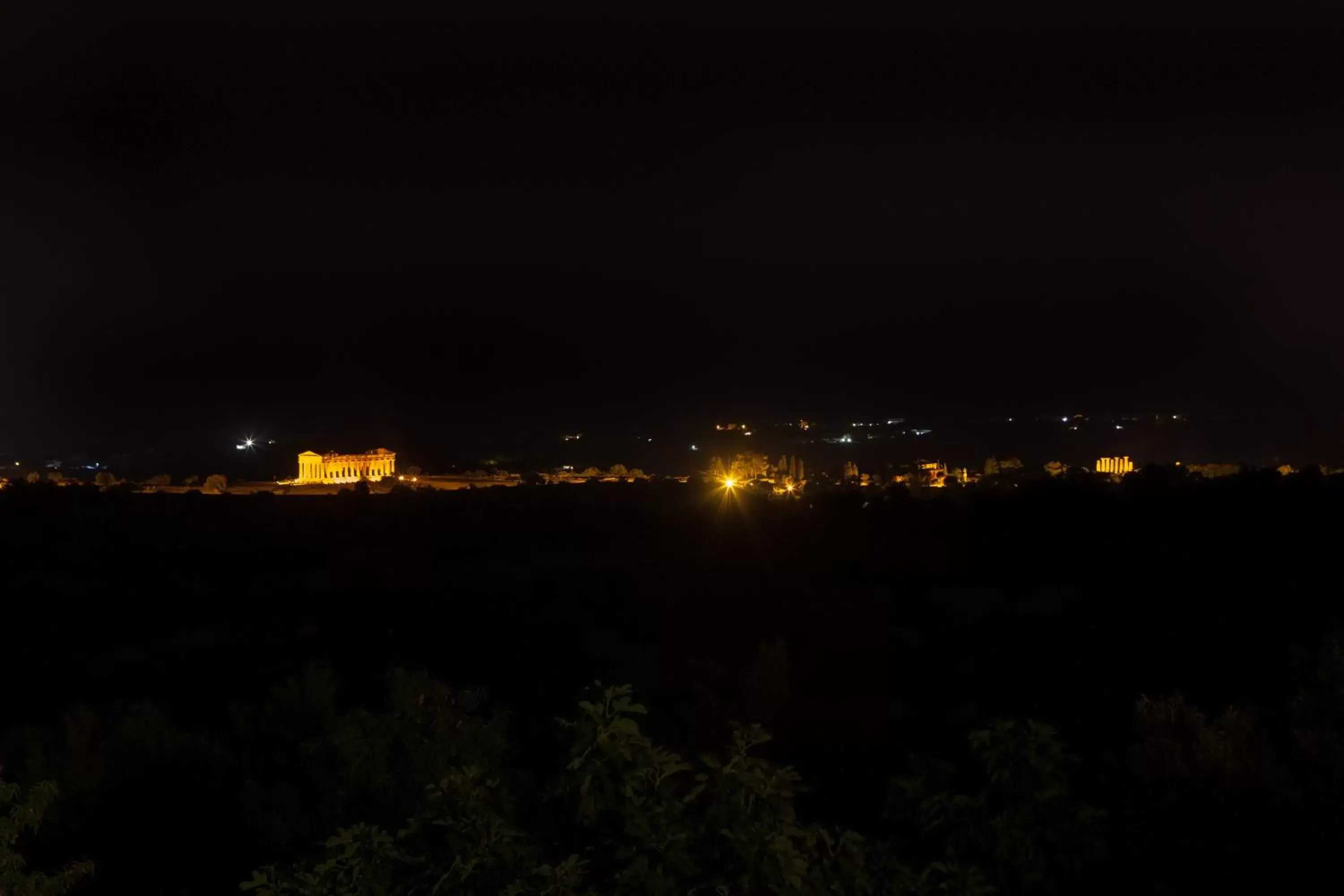 Night in Hotel Foresteria Baglio Della Luna