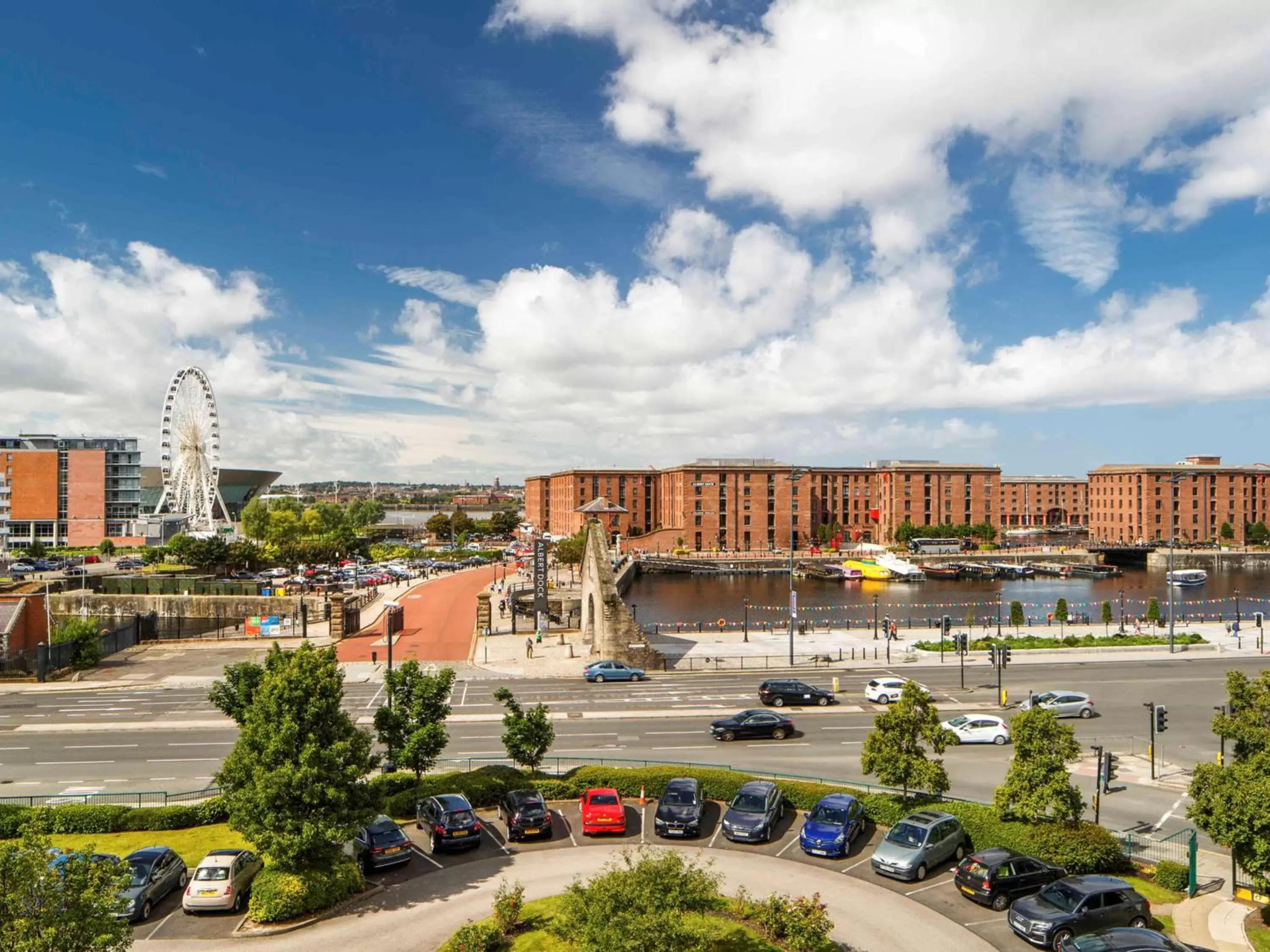 Photo of the whole room in ibis Liverpool Centre Albert Dock – Liverpool One