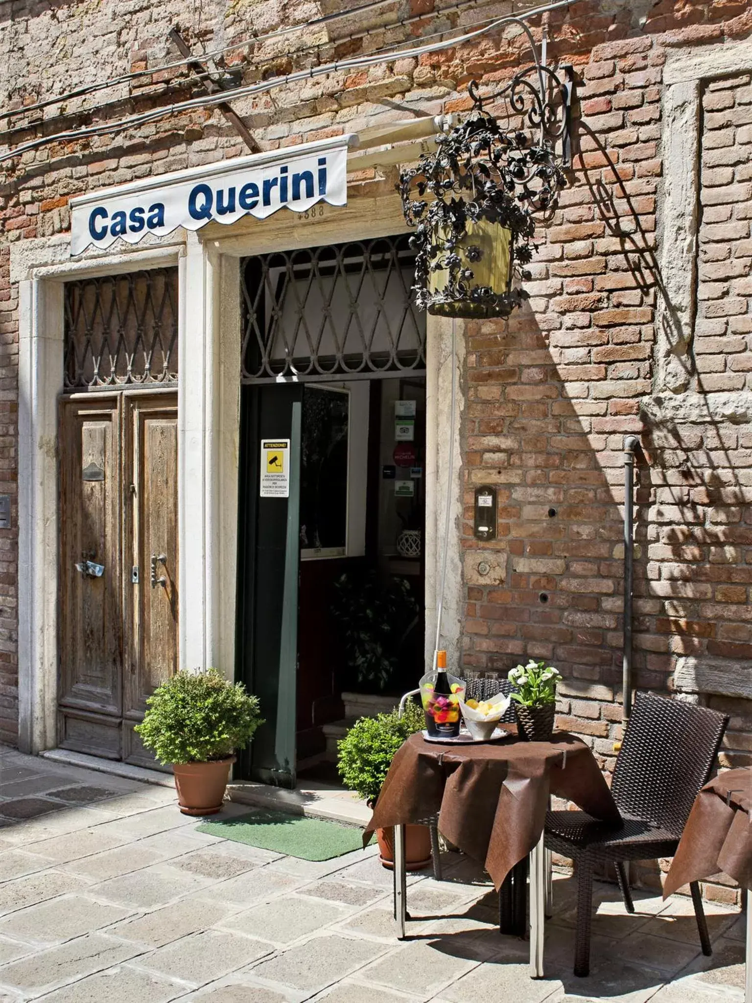 Property building, Patio/Outdoor Area in Locanda Casa Querini