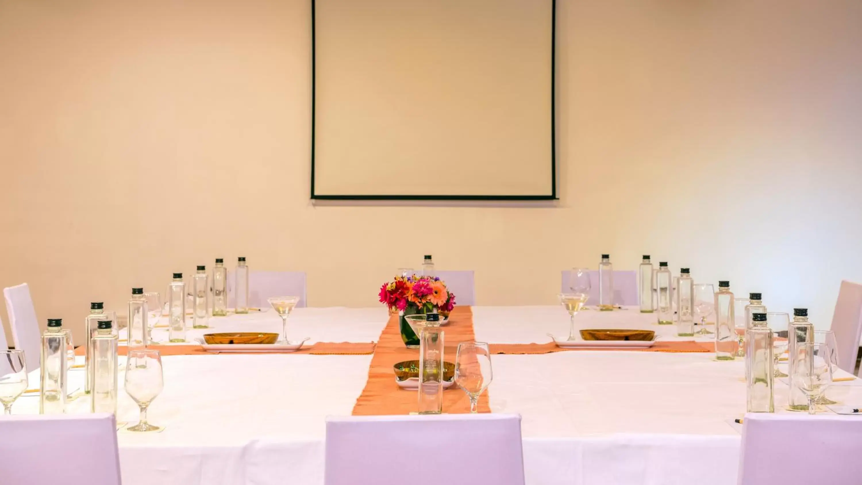 Meeting/conference room, Banquet Facilities in Jetwing Sea