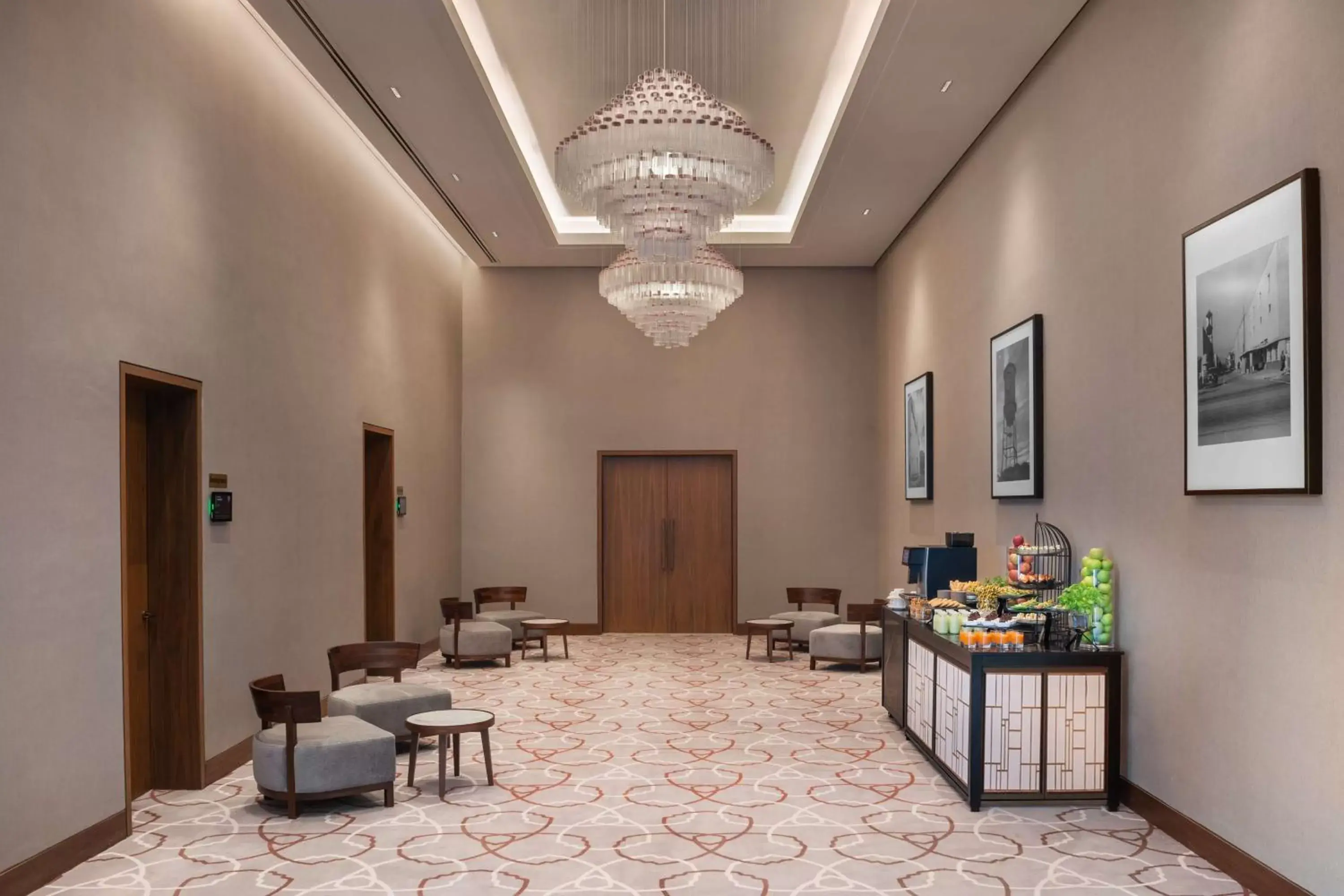 Meeting/conference room, Lobby/Reception in The WB Abu Dhabi, Curio Collection By Hilton