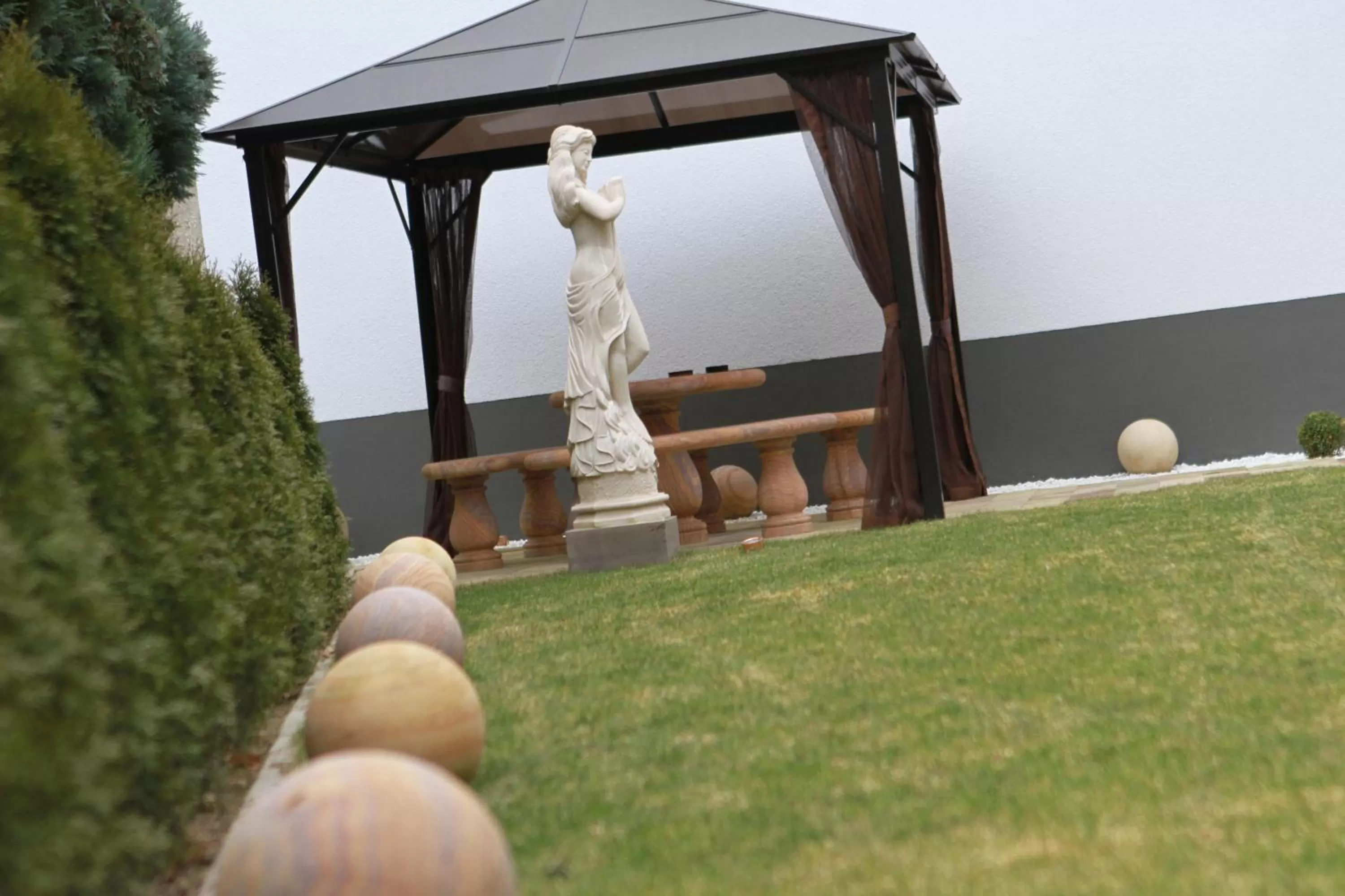 Garden in Naam Hotel & Apartments Frankfurt City-Messe Airport