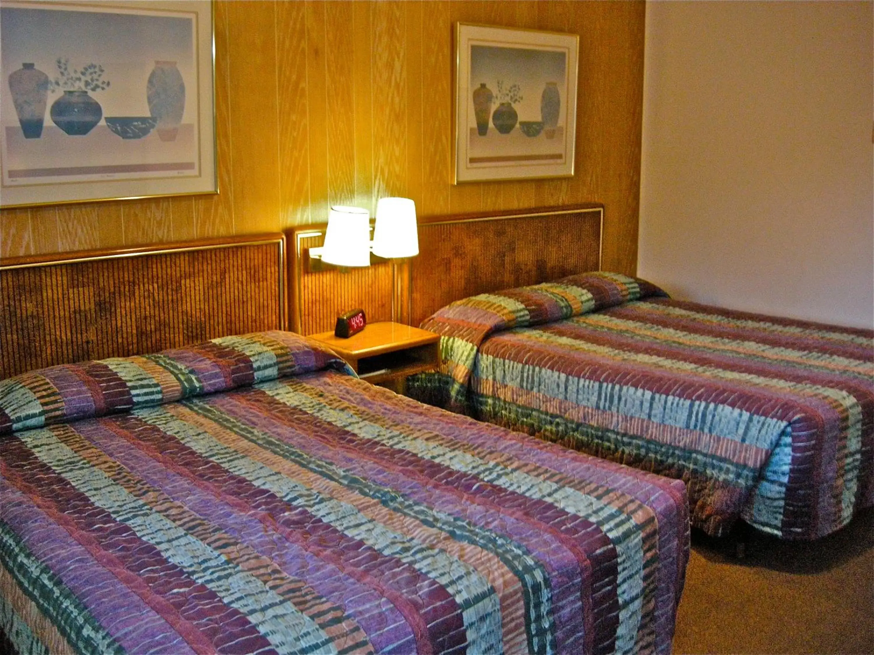 Bed in Motel 101