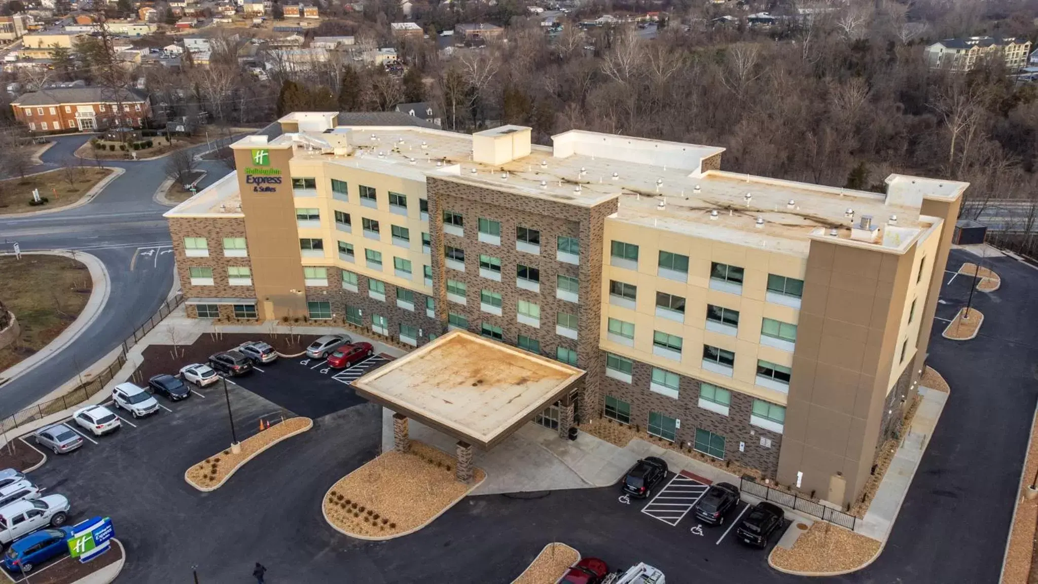 Bird's eye view, Bird's-eye View in Holiday Inn Express & Suites Charlottesville, an IHG Hotel