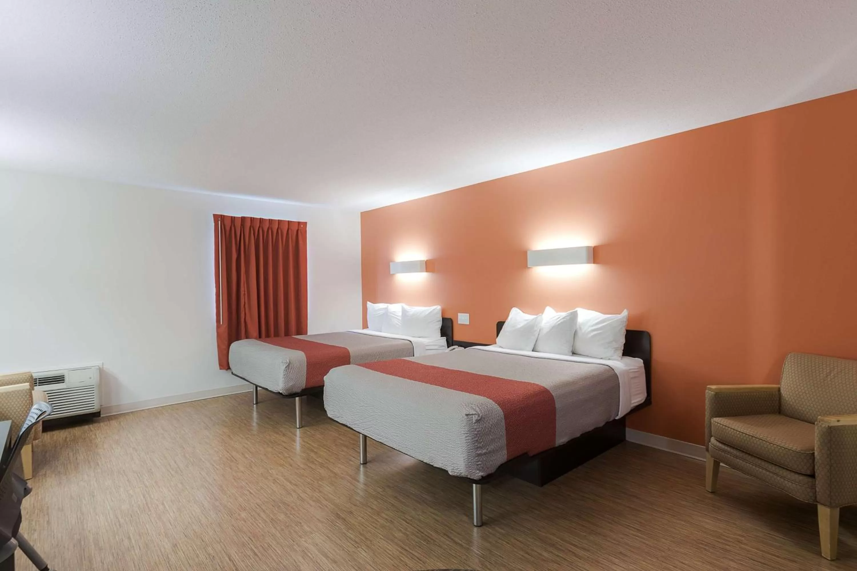 Photo of the whole room, Bed in Motel 6-Brandon, MB