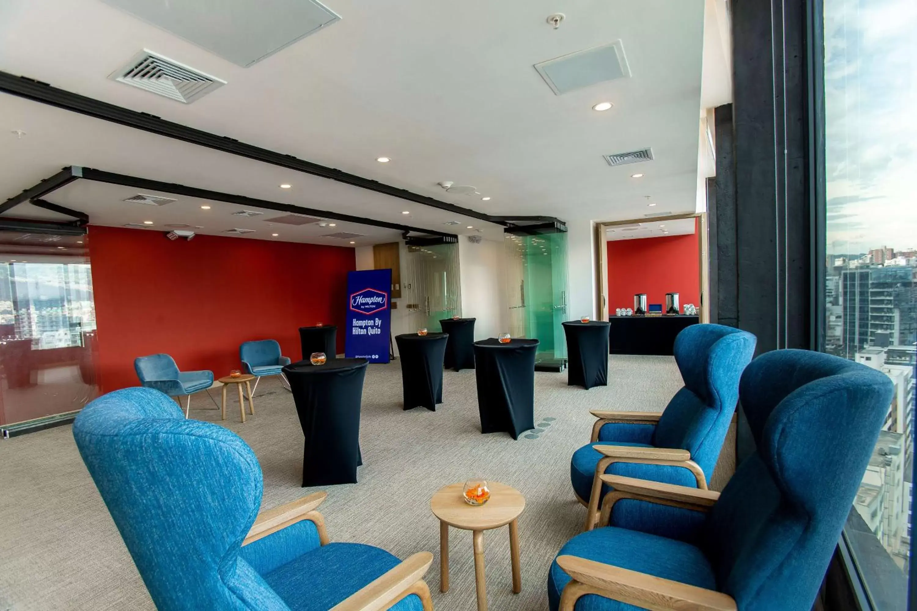 Meeting/conference room in Hampton By Hilton Quito La Carolina Park