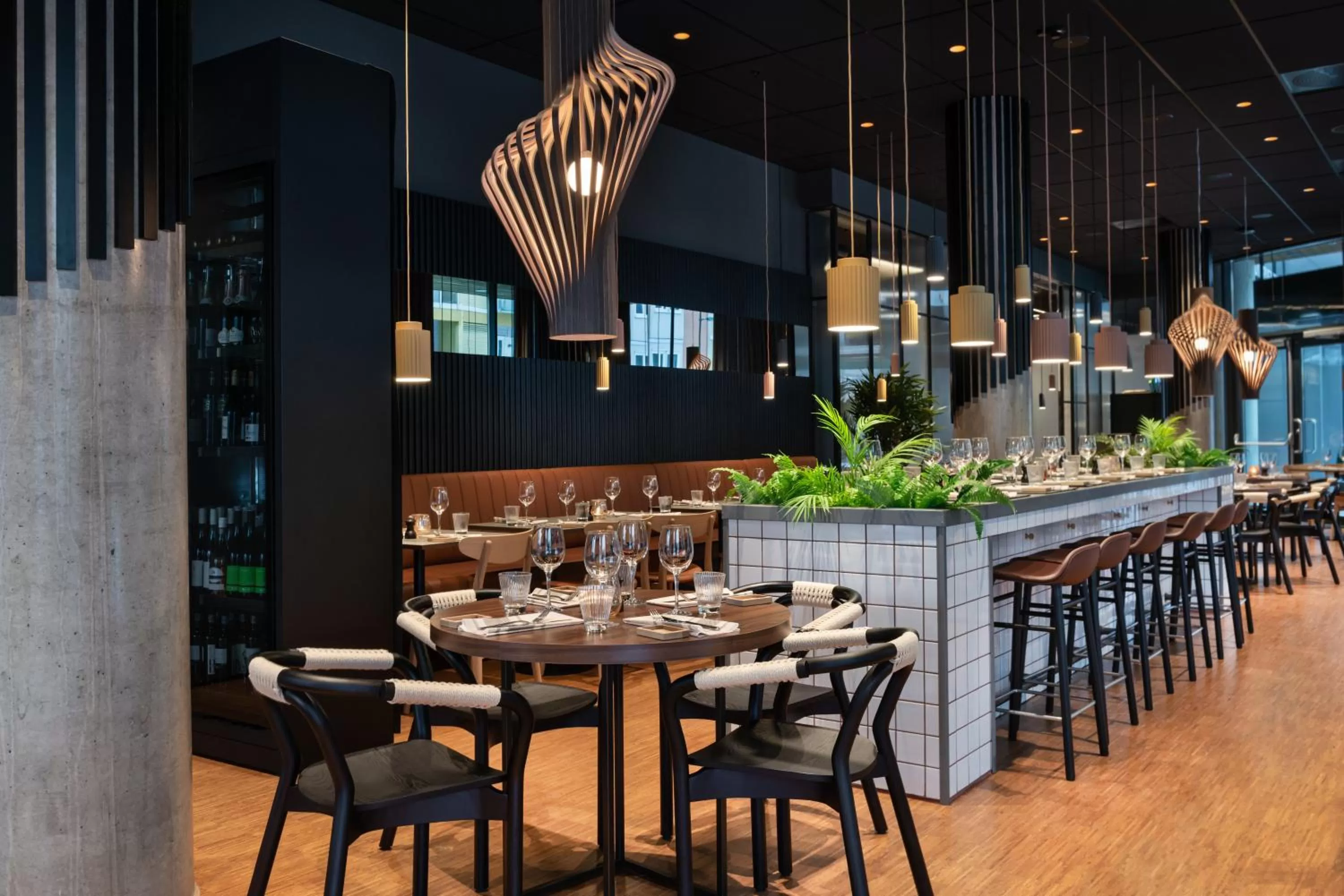 Restaurant/places to eat in Quality Hotel River Station