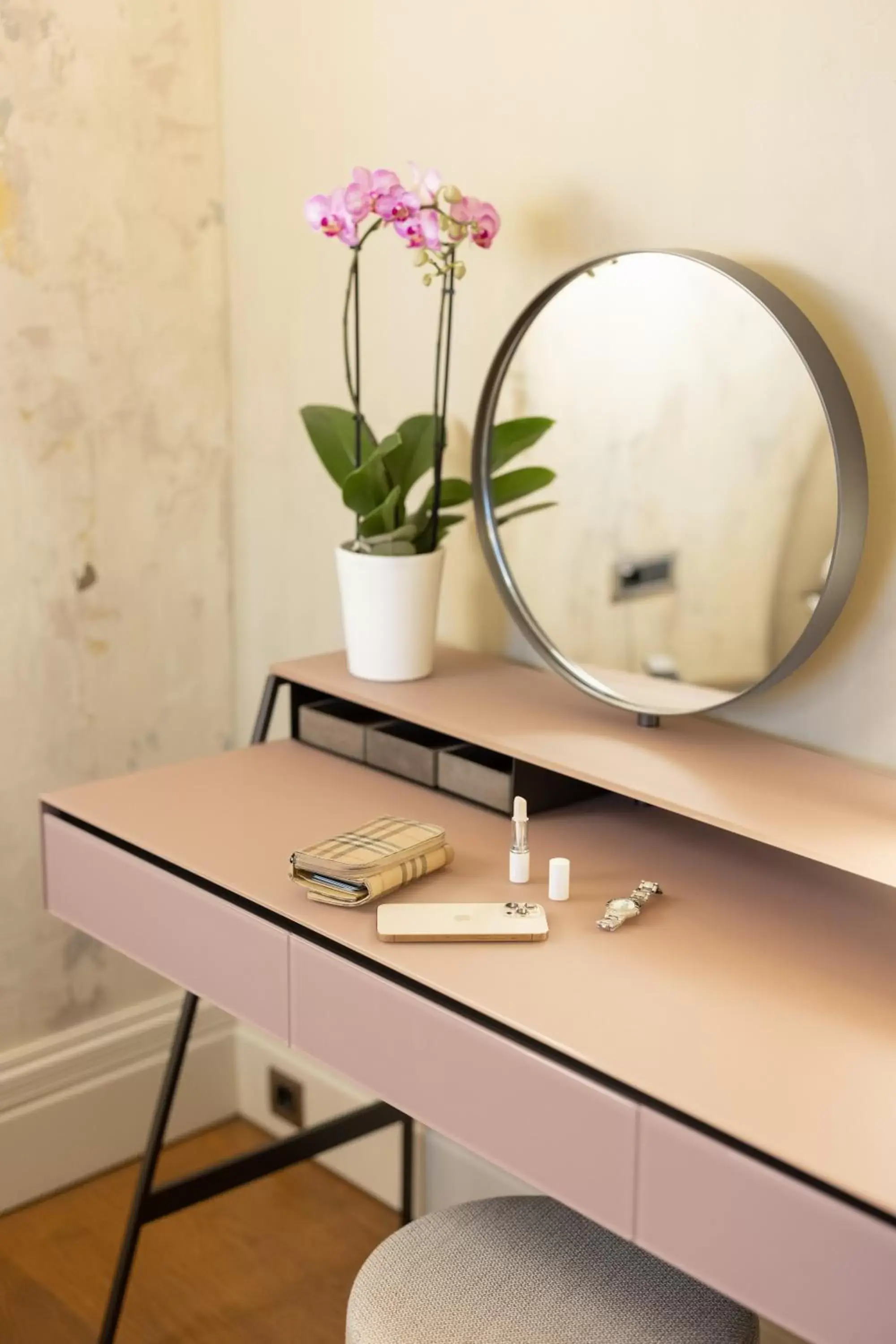 Decorative detail, Bathroom in Castellano Hotel & Suites