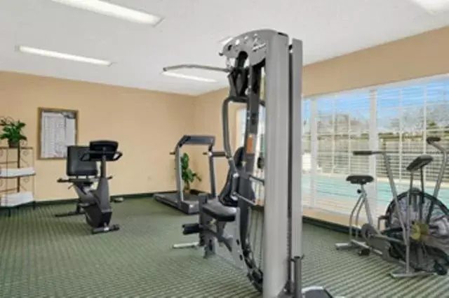 Fitness centre/facilities, Fitness Center/Facilities in Baymont by Wyndham Waycross