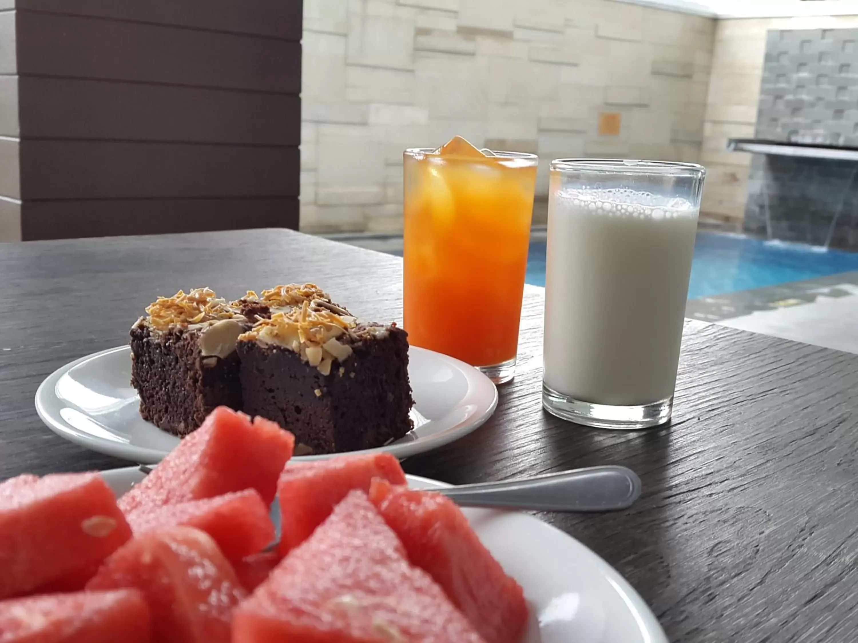 Buffet breakfast in Ayaka Suites