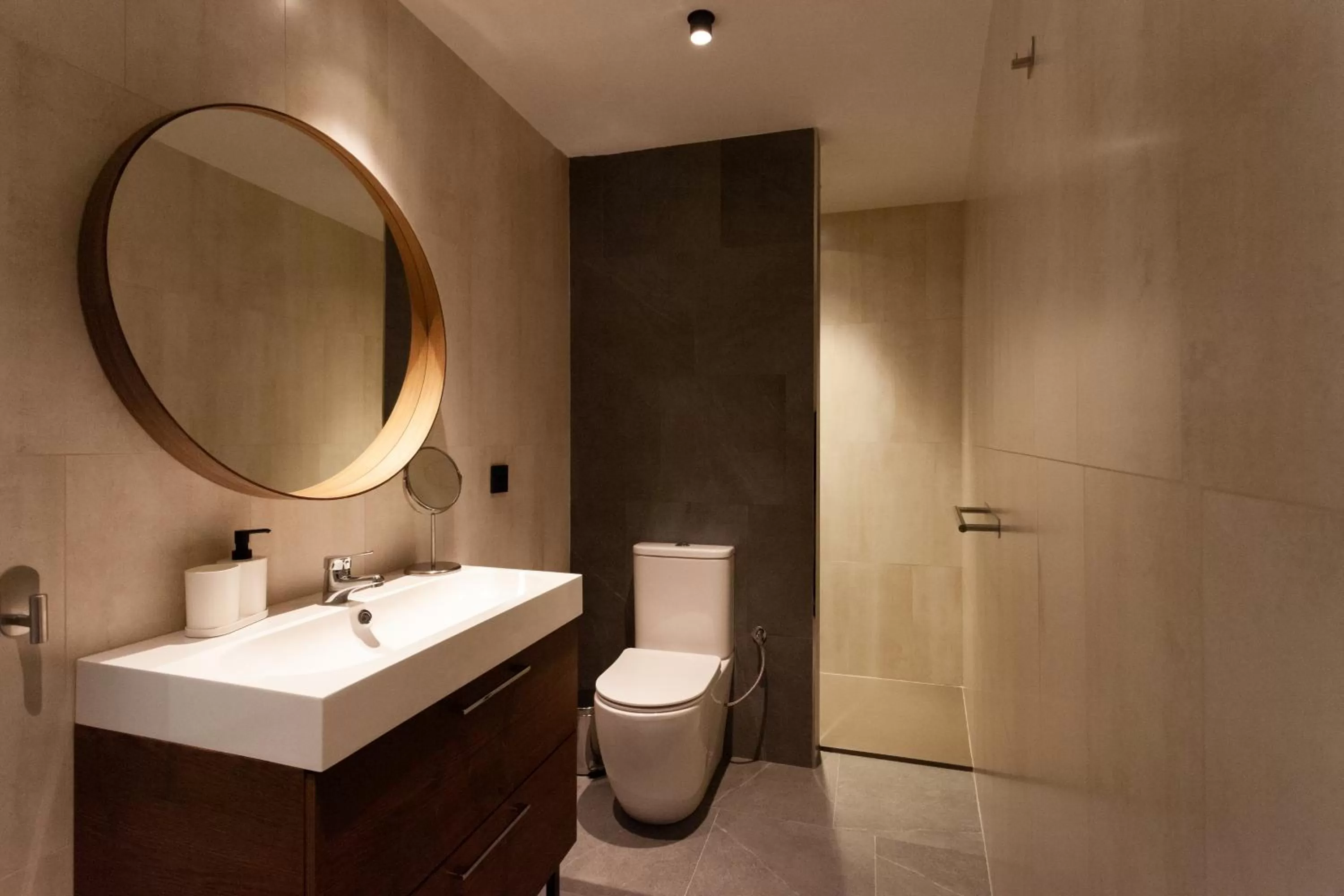 Toilet in Welldone Sierpes Boutique