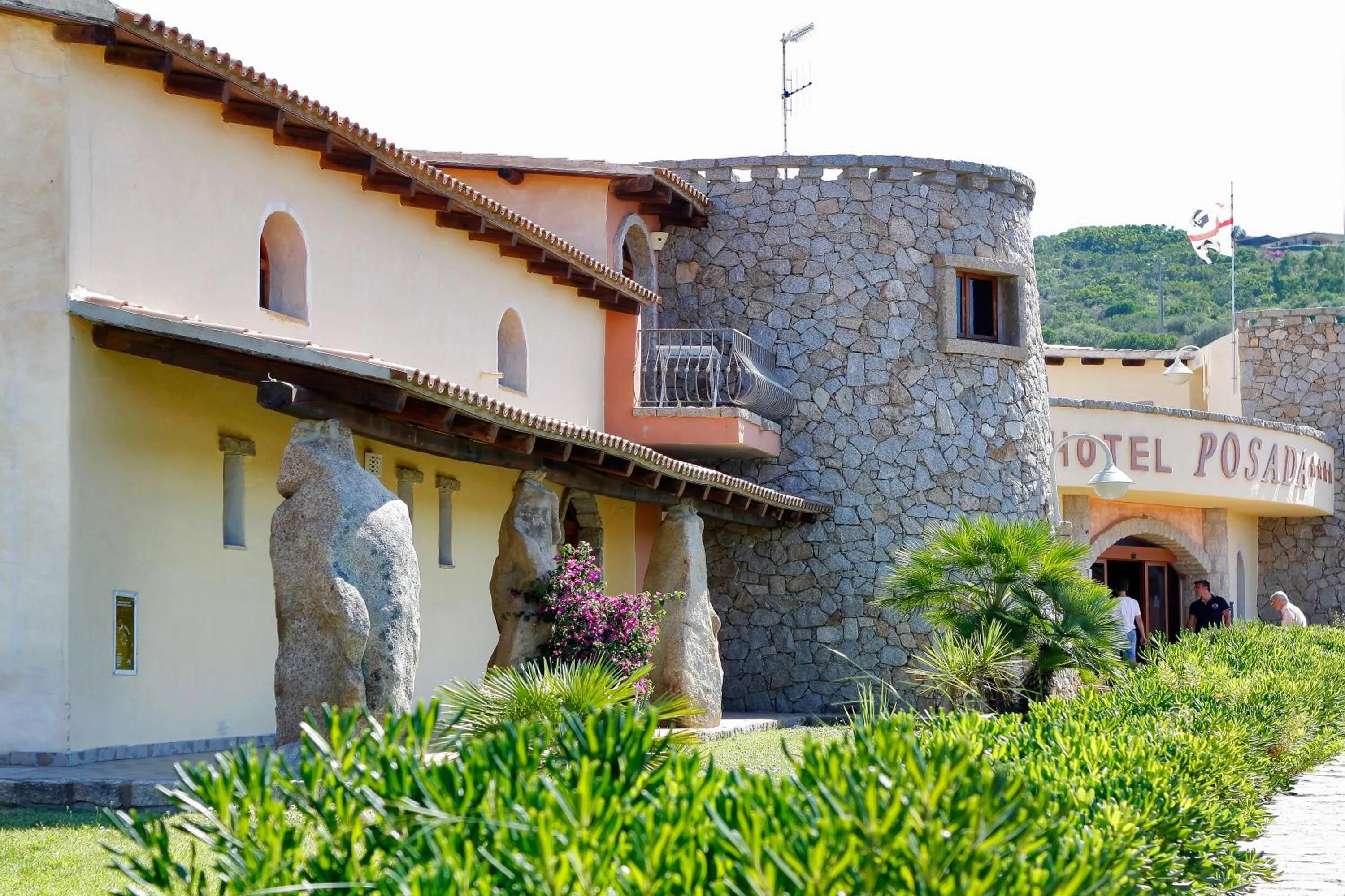 Facade/entrance in Club Esse Posada