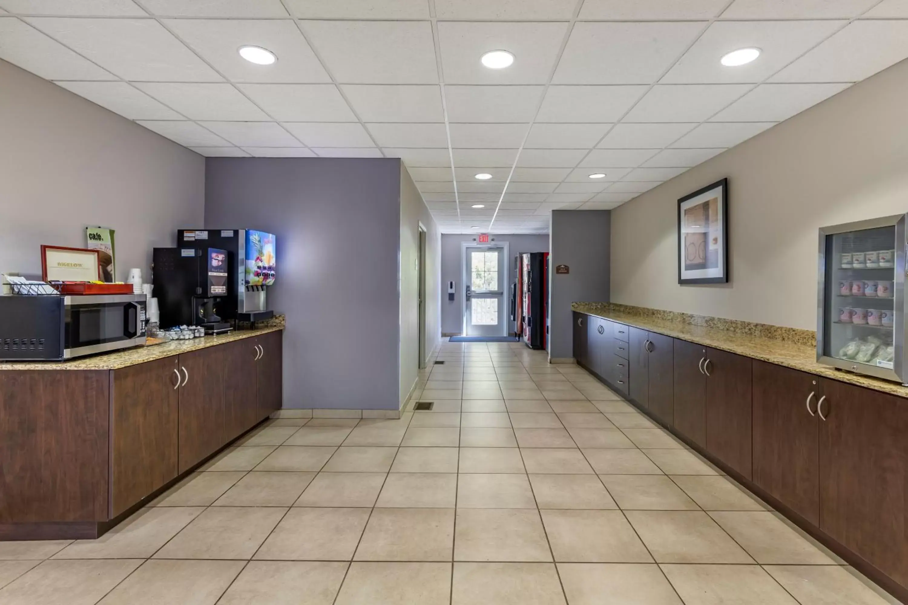 Lobby or reception in Microtel Inn & Suites Dillsboro/Sylva