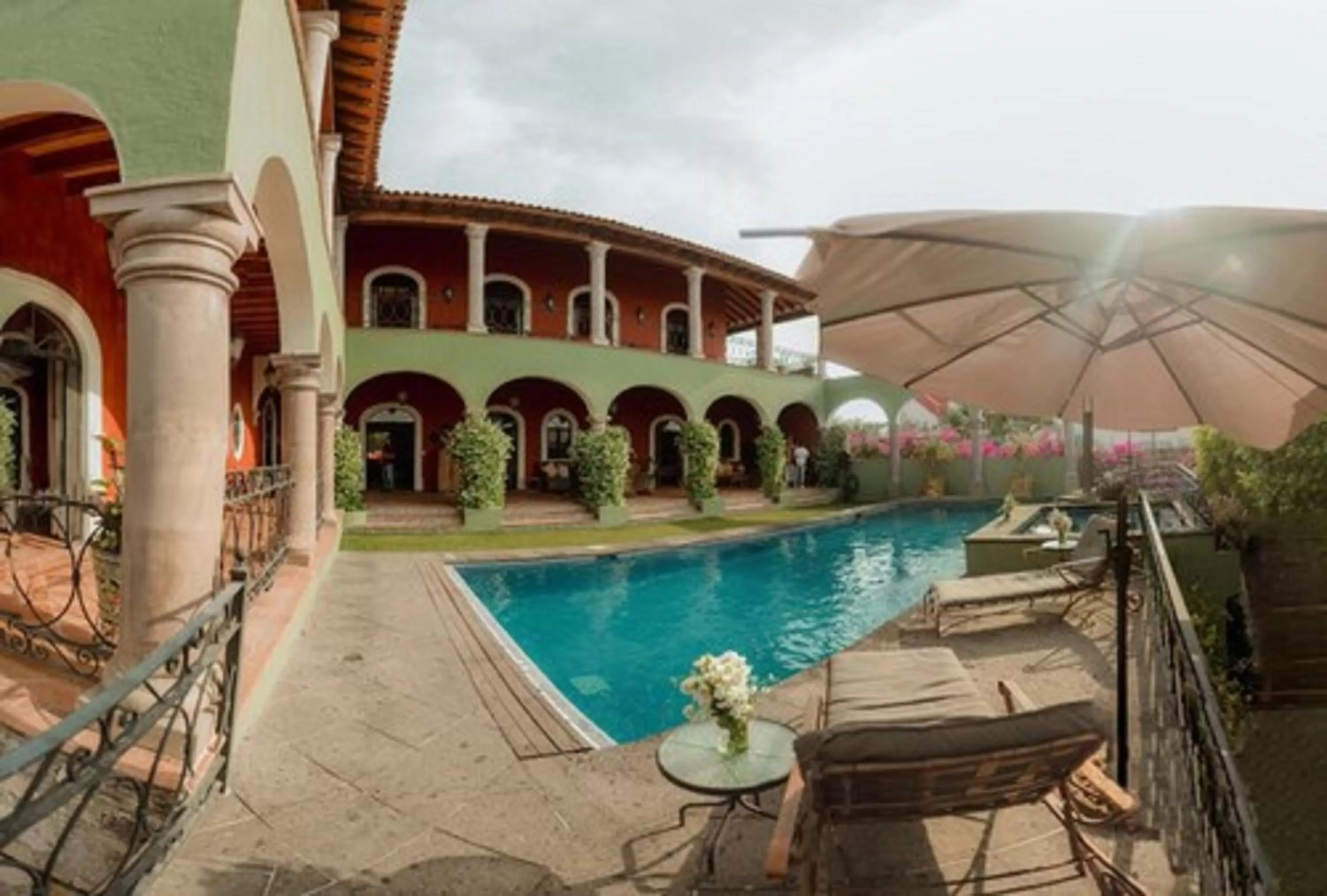 Property building in Casa Don Pascual Hotel Boutique Sweet Home