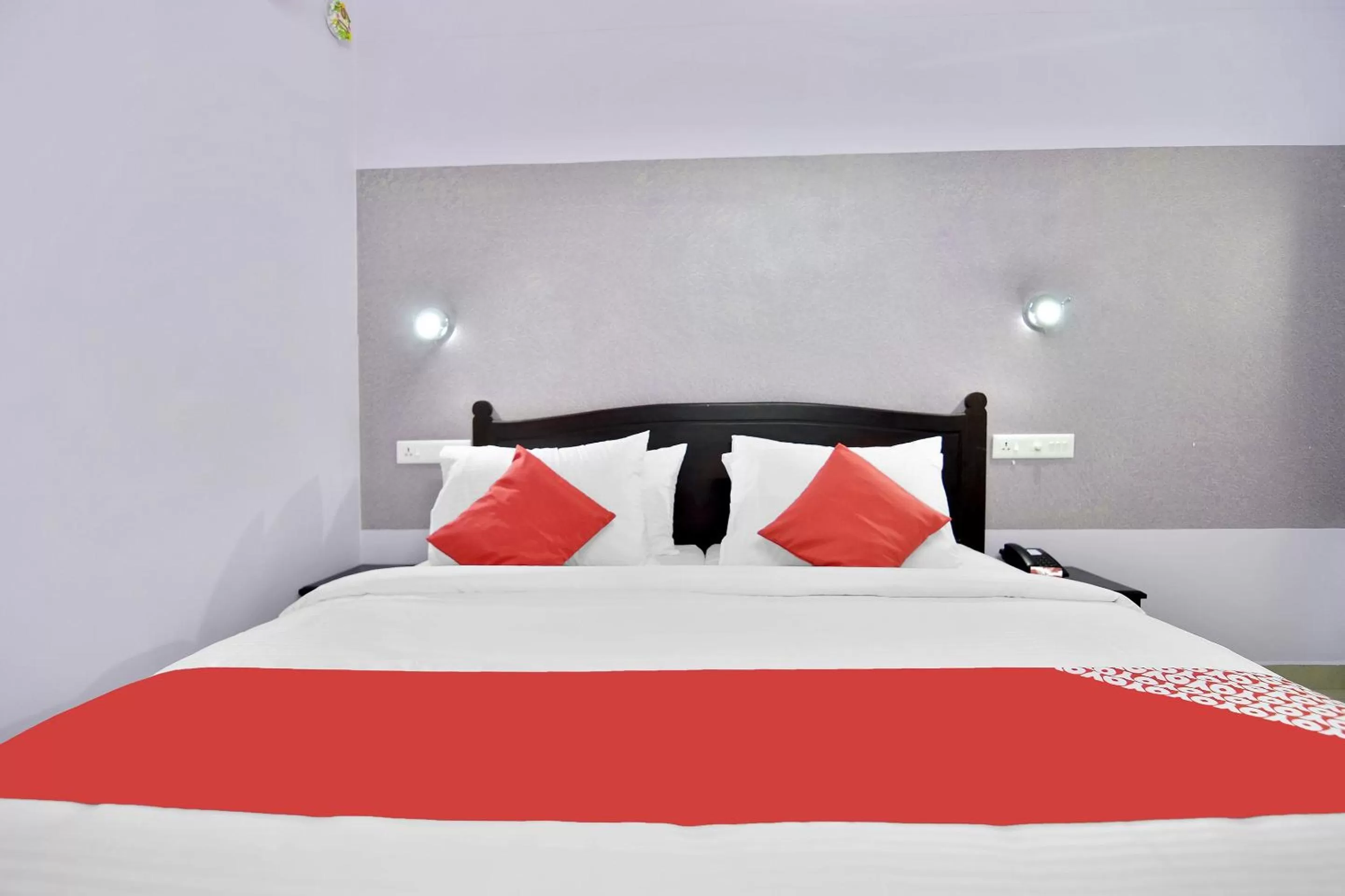 Bed in Shanthi Residency