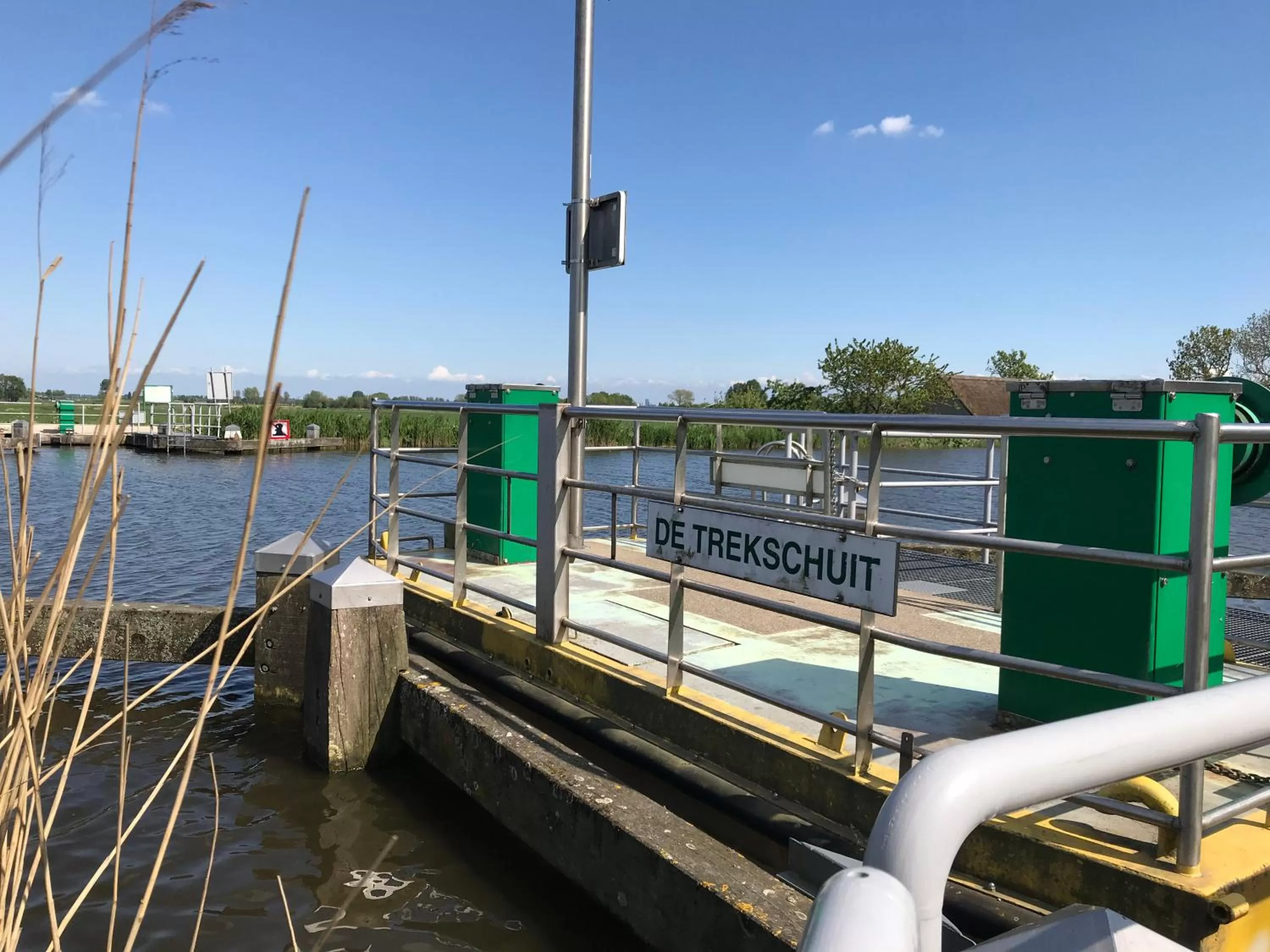 Natural landscape in Bed&Breakfast Maasland