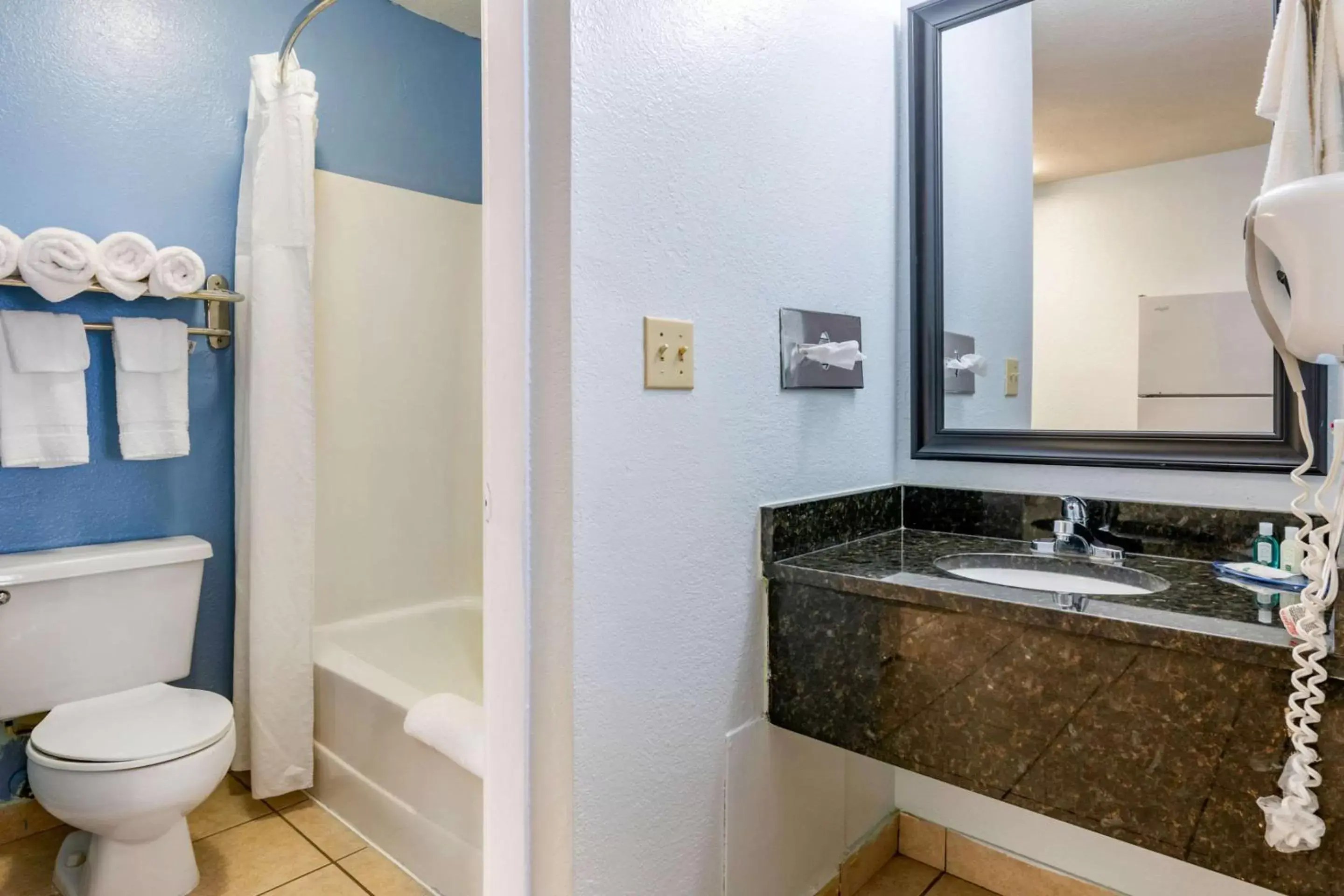 Photo of the whole room, Bathroom in Quality Inn Sarasota North Near Lido Key Beach