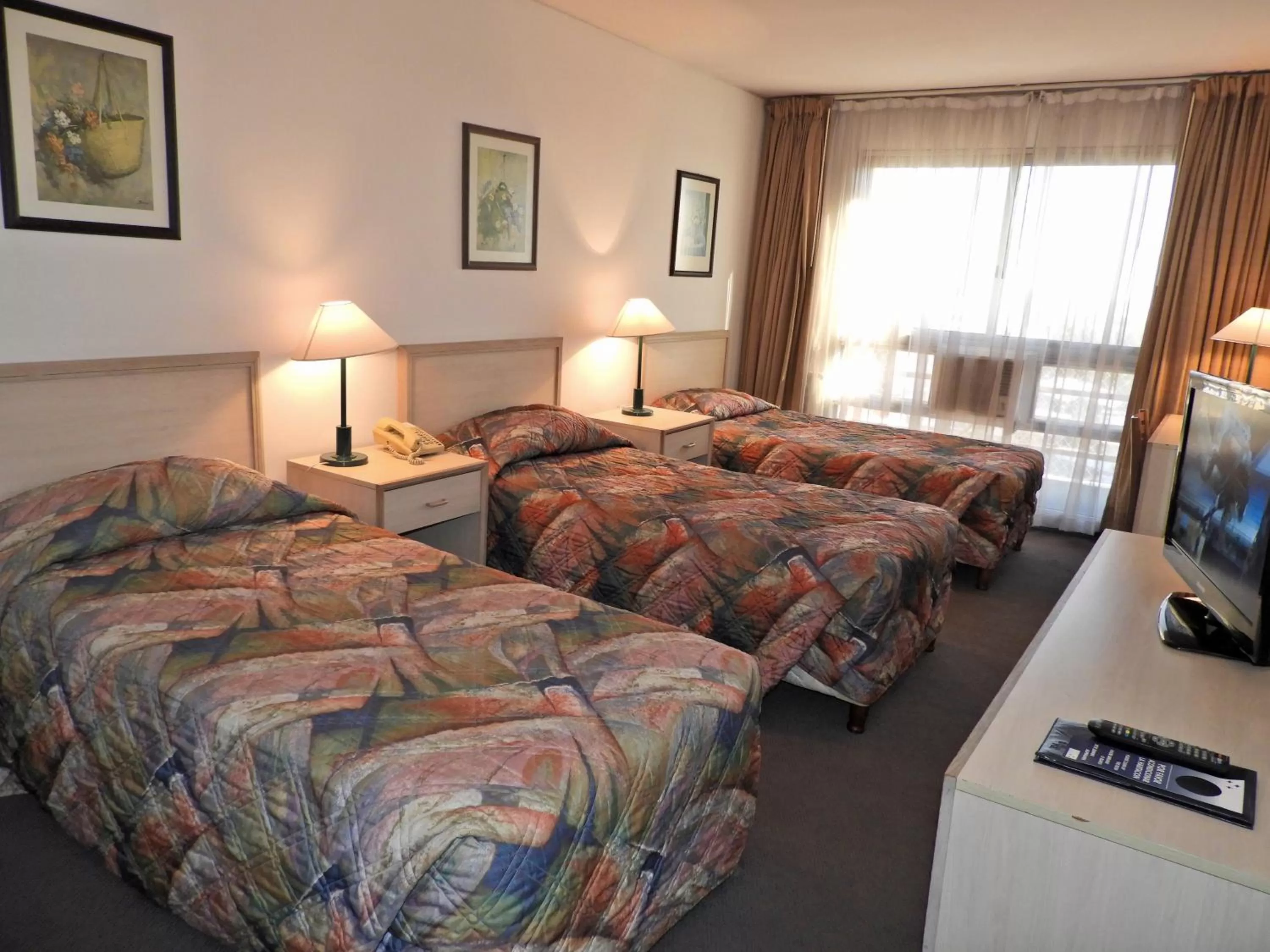 Bed in Hotel Tres Cruces