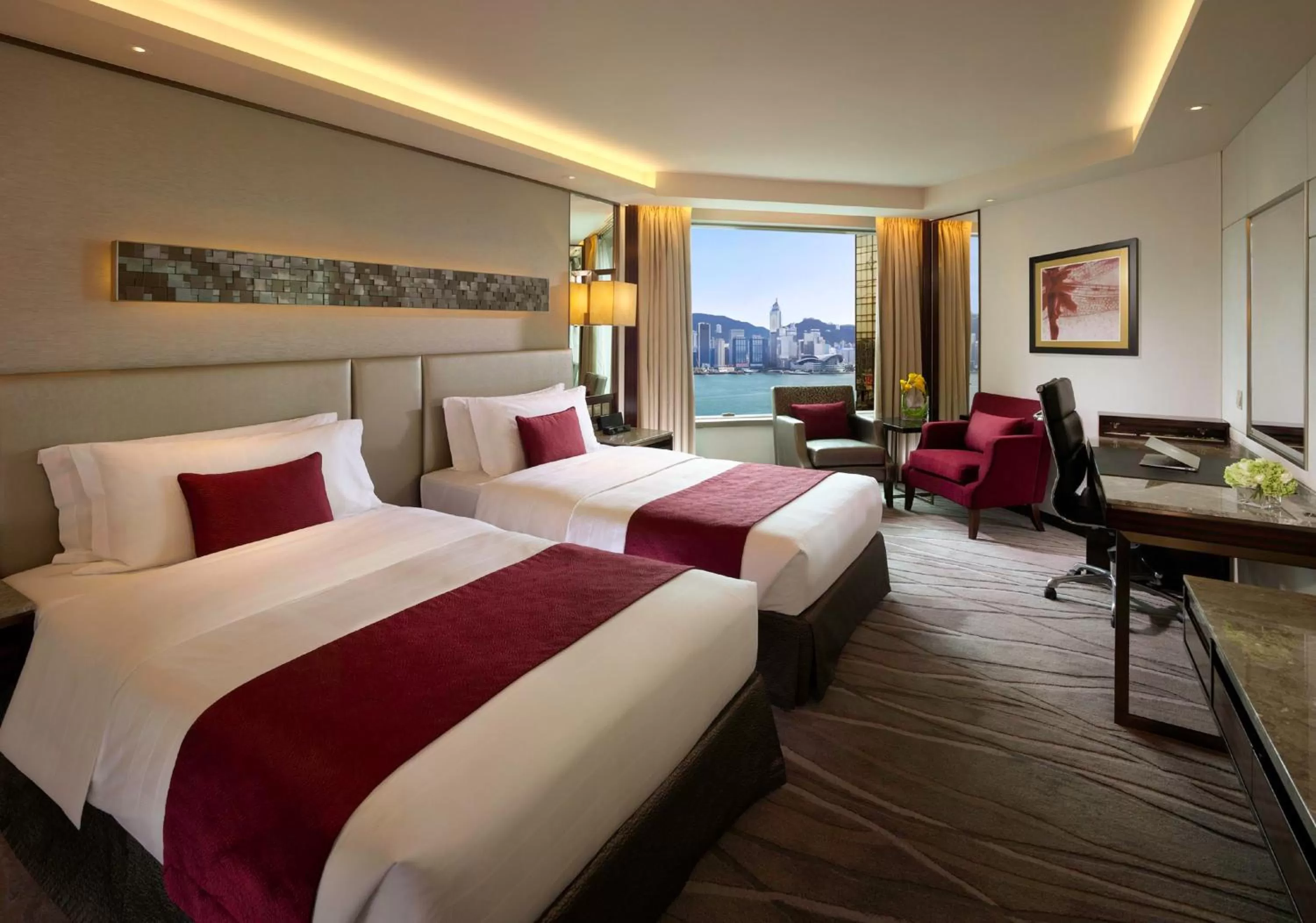 Photo of the whole room, Bed in InterContinental Grand Stanford Hong Kong by IHG