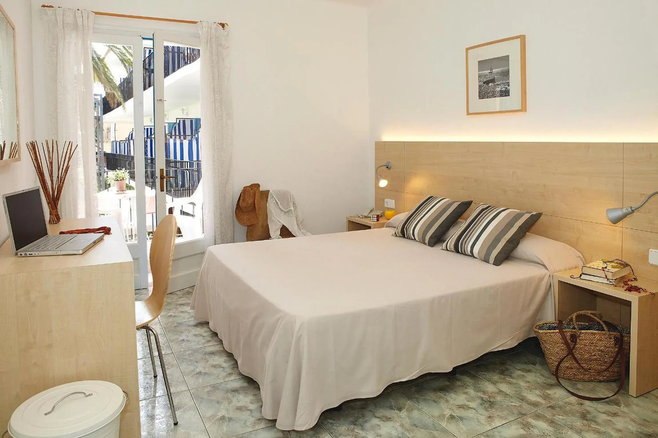 Double or Twin Room with Garden View in Hotel Bell Repos Double or Twin Room with Garden View in Hotel Bell Repos