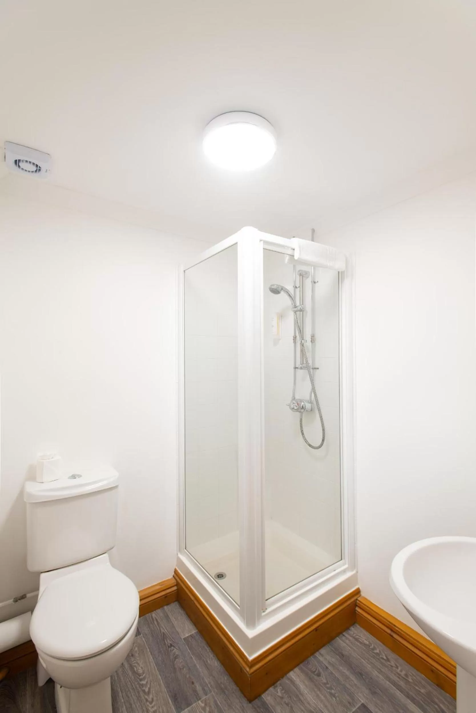 Shower in Tregenna Castle Resort