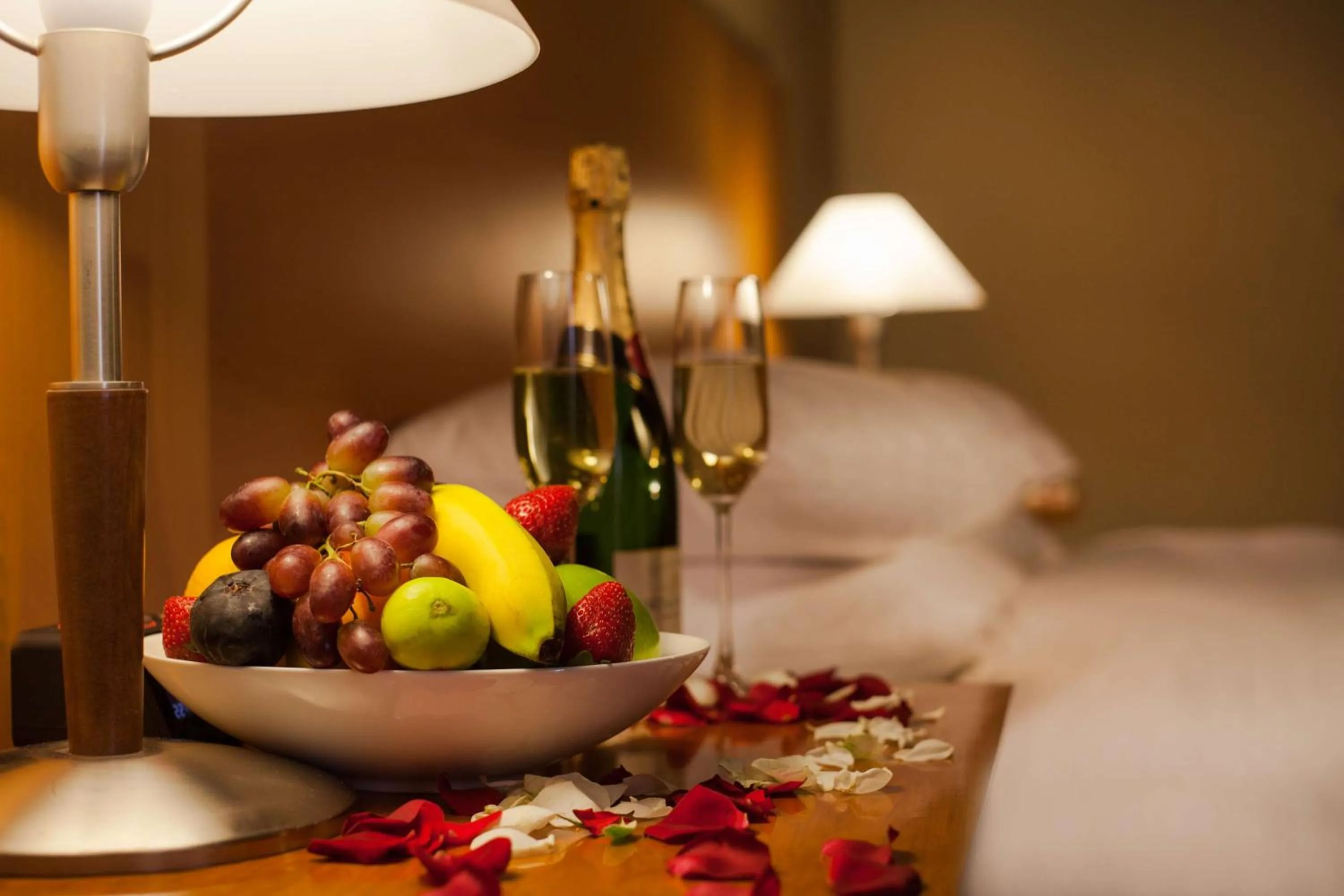 Food and drinks, Bed in Grand Resort Jermuk Sanatorium