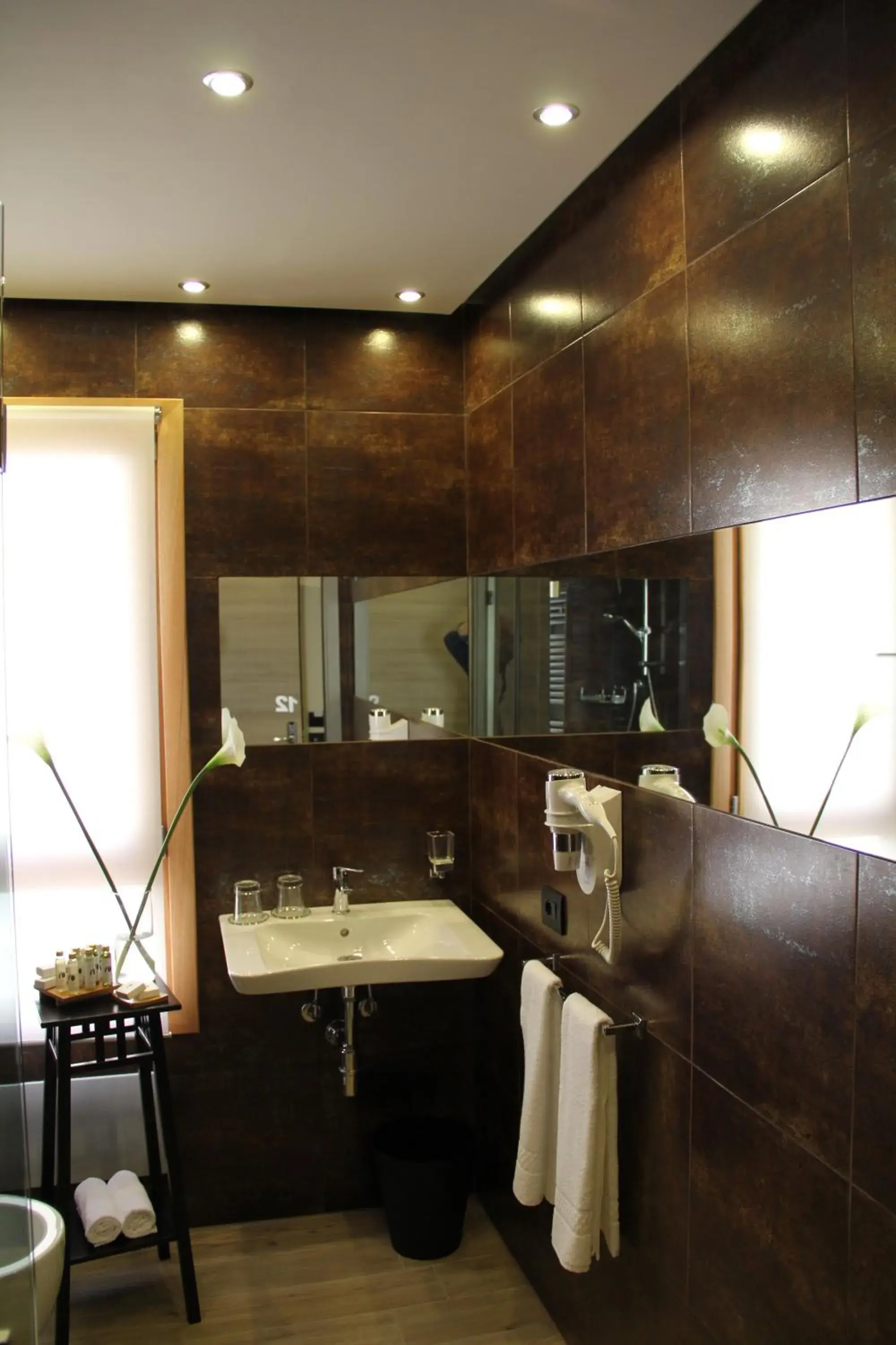 Bathroom in Hotel Trapani In