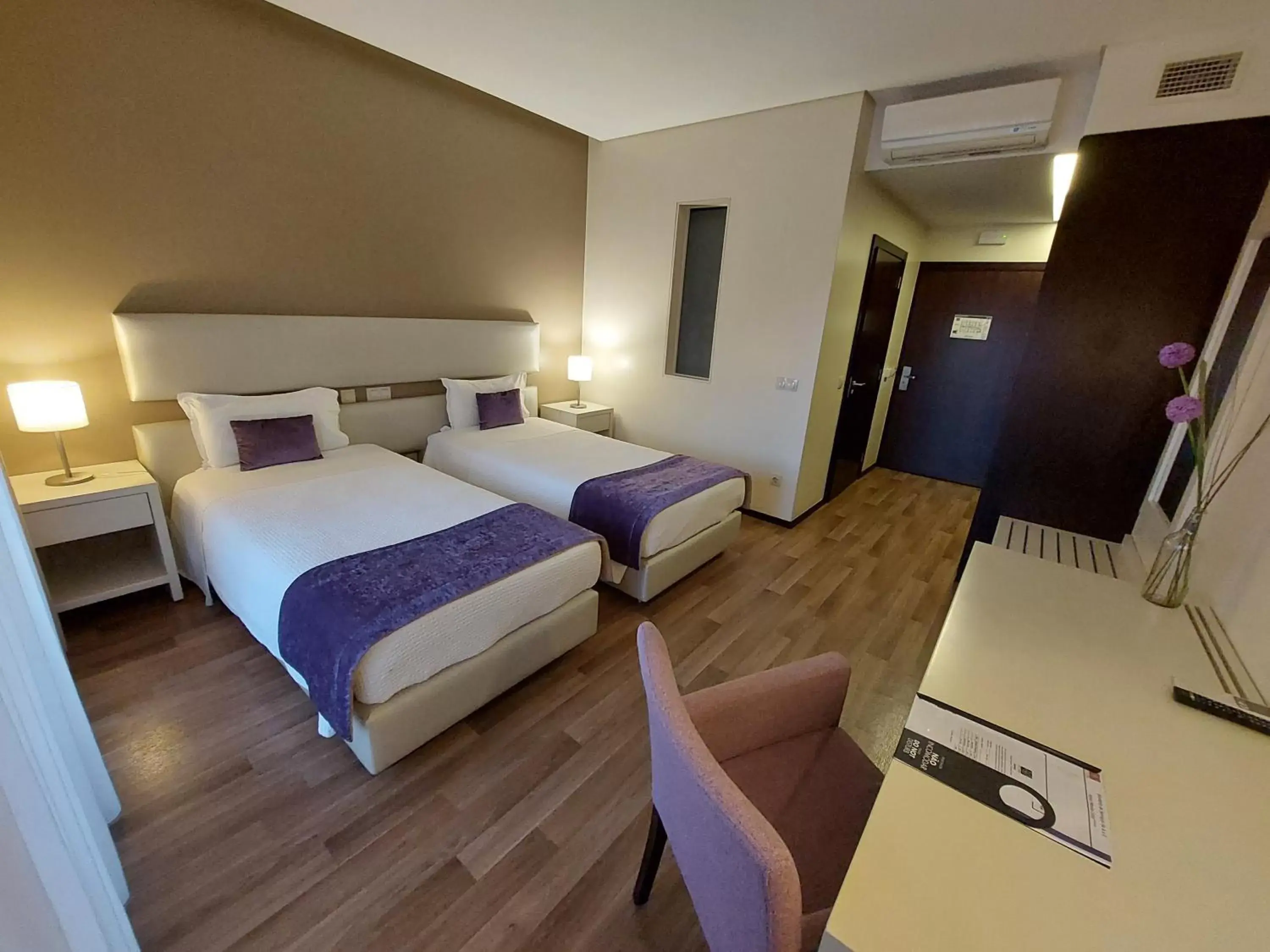 Beach, Bed in Hotel Monte Lírio Beach, Bed in Hotel Monte Lírio