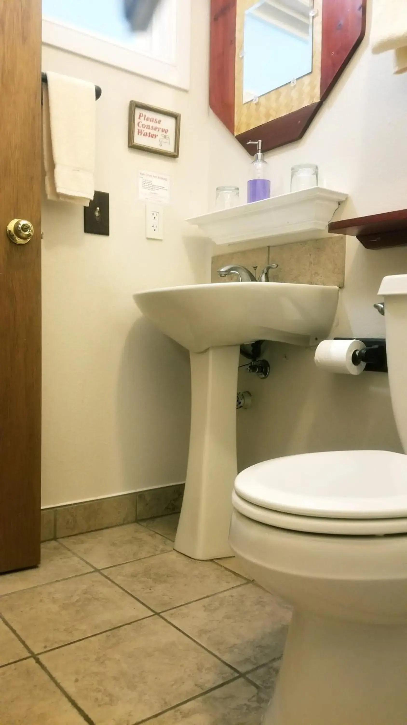 Bathroom in Lokahi Lodge Bathroom in Lokahi Lodge